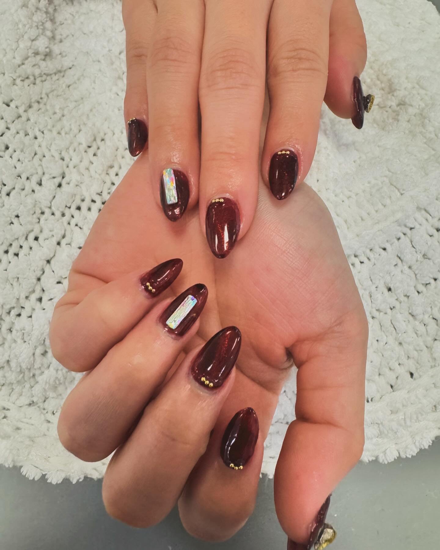 How are you celebrating Easter this year?

#feelingbeautiful #localbusiness #smallbusiness #valricofl #brandonfl #manicure #nailarts