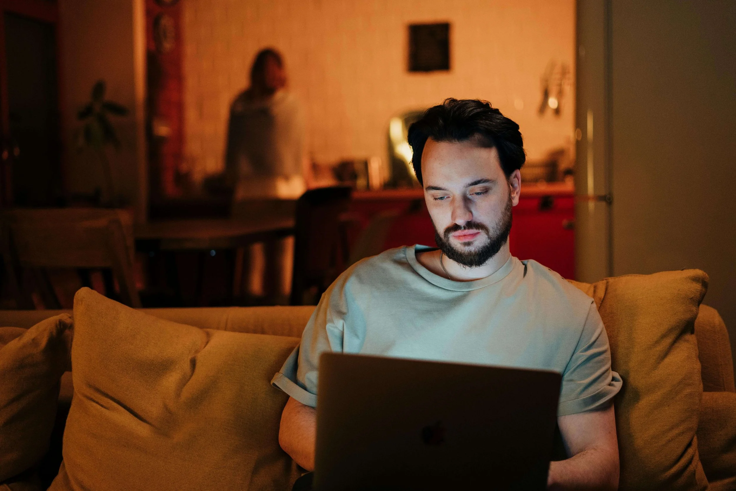 “You’re Overreacting”: How Emotional Minimization Shapes Adult Relationships