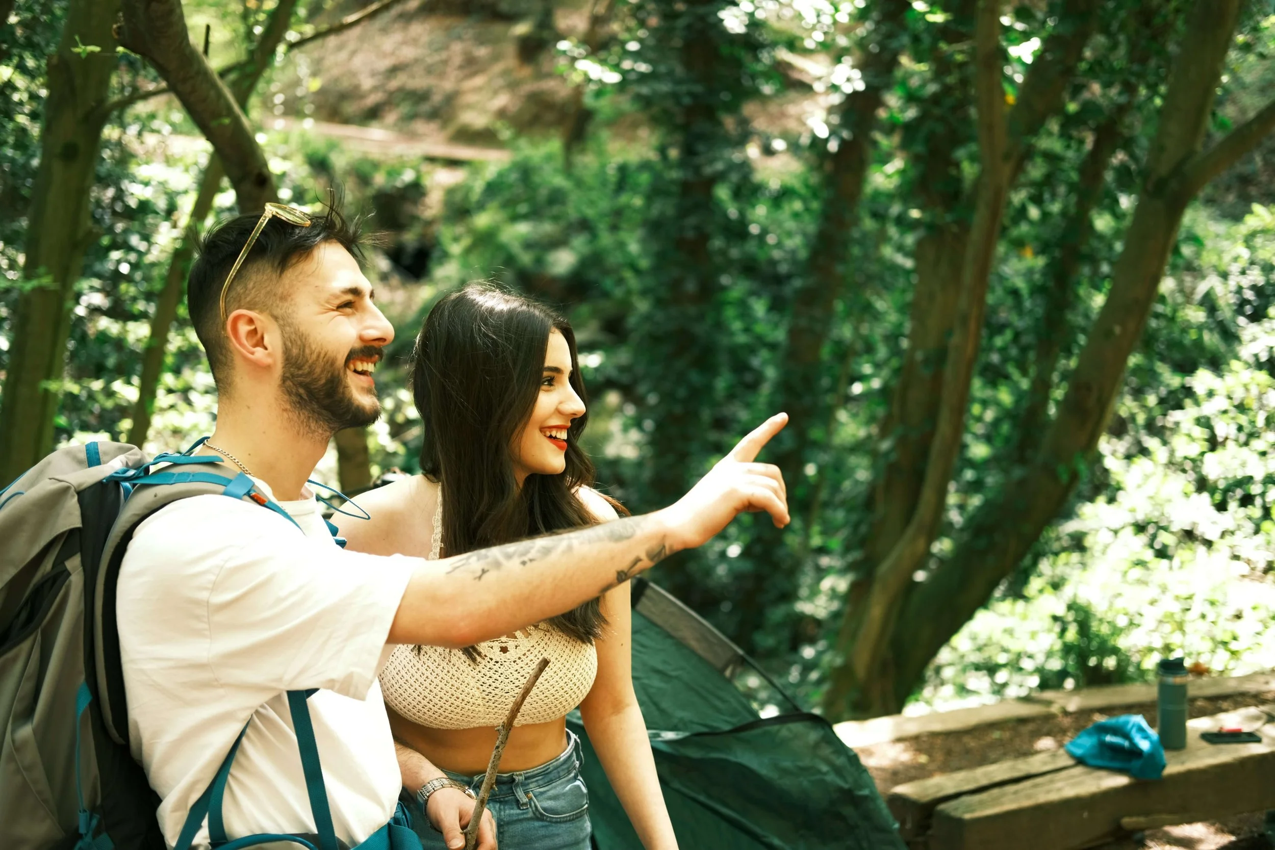 couple_ecotherapy_outside