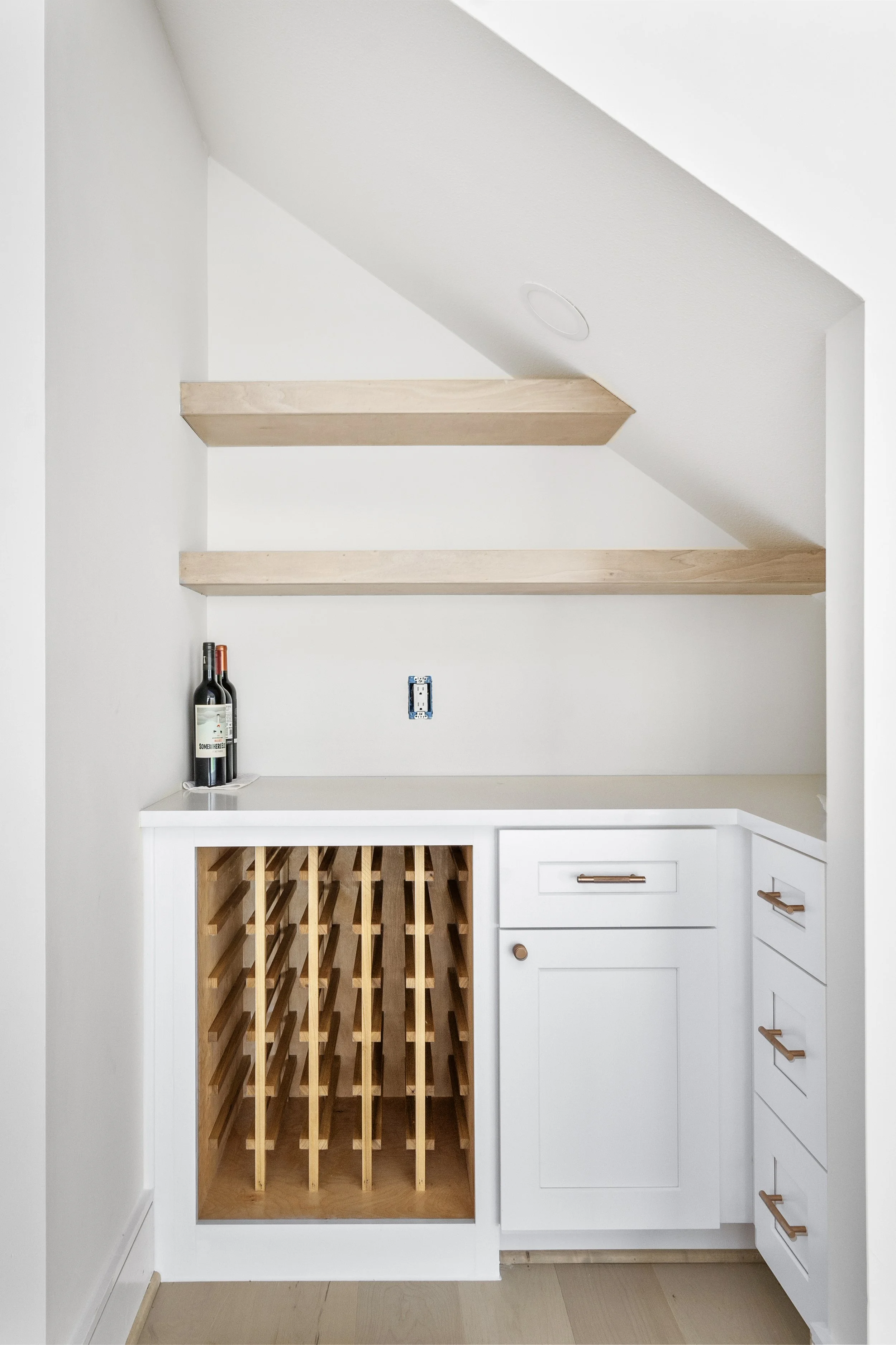 1430 Overhill-15.jpg