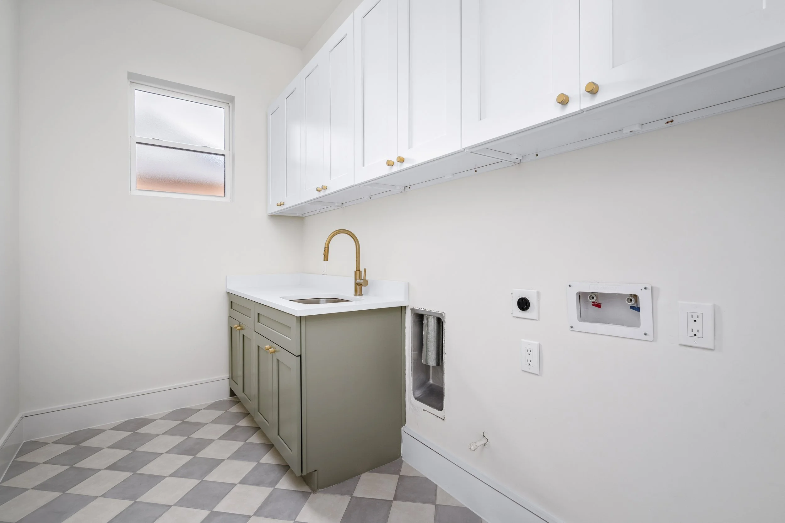 1430 Overhill-22.jpg