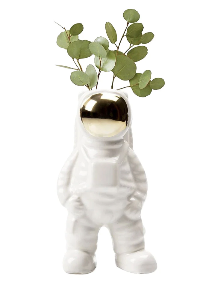 astronaunt_plant_vase_medium.png
