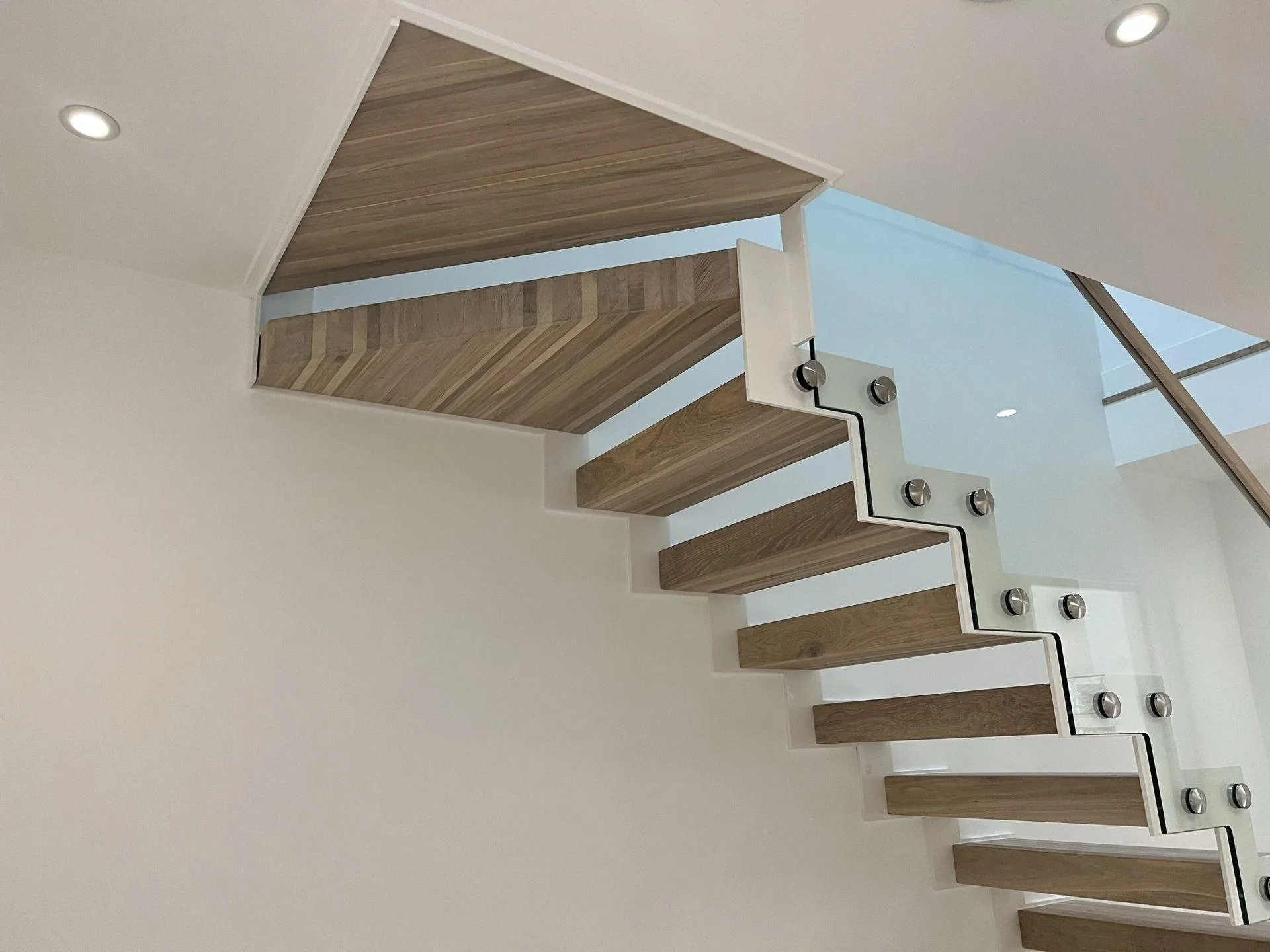 Zigzag Staircases: A New Trend Reinventing Spaces Across the US