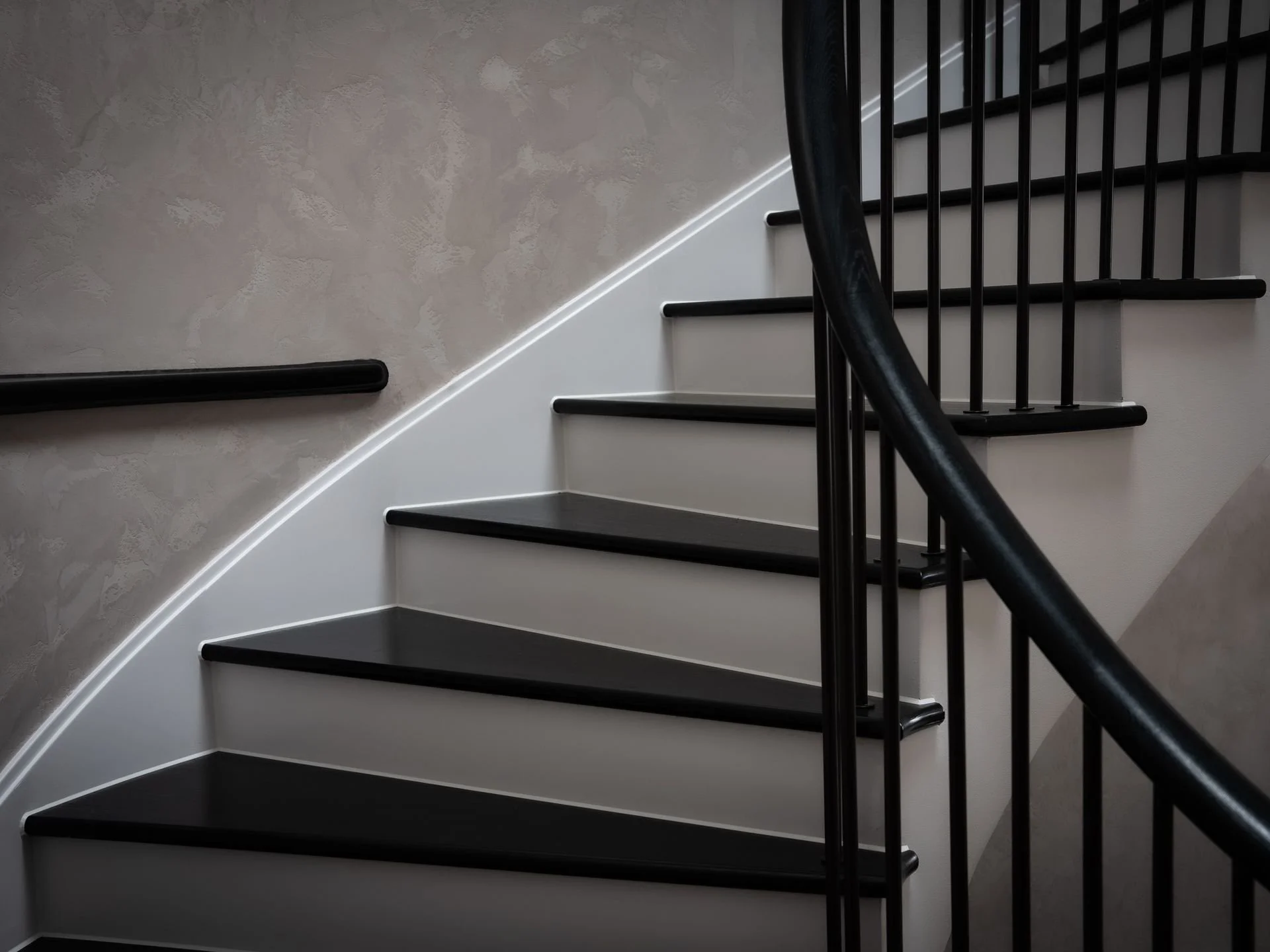 Closed Tread Staircase