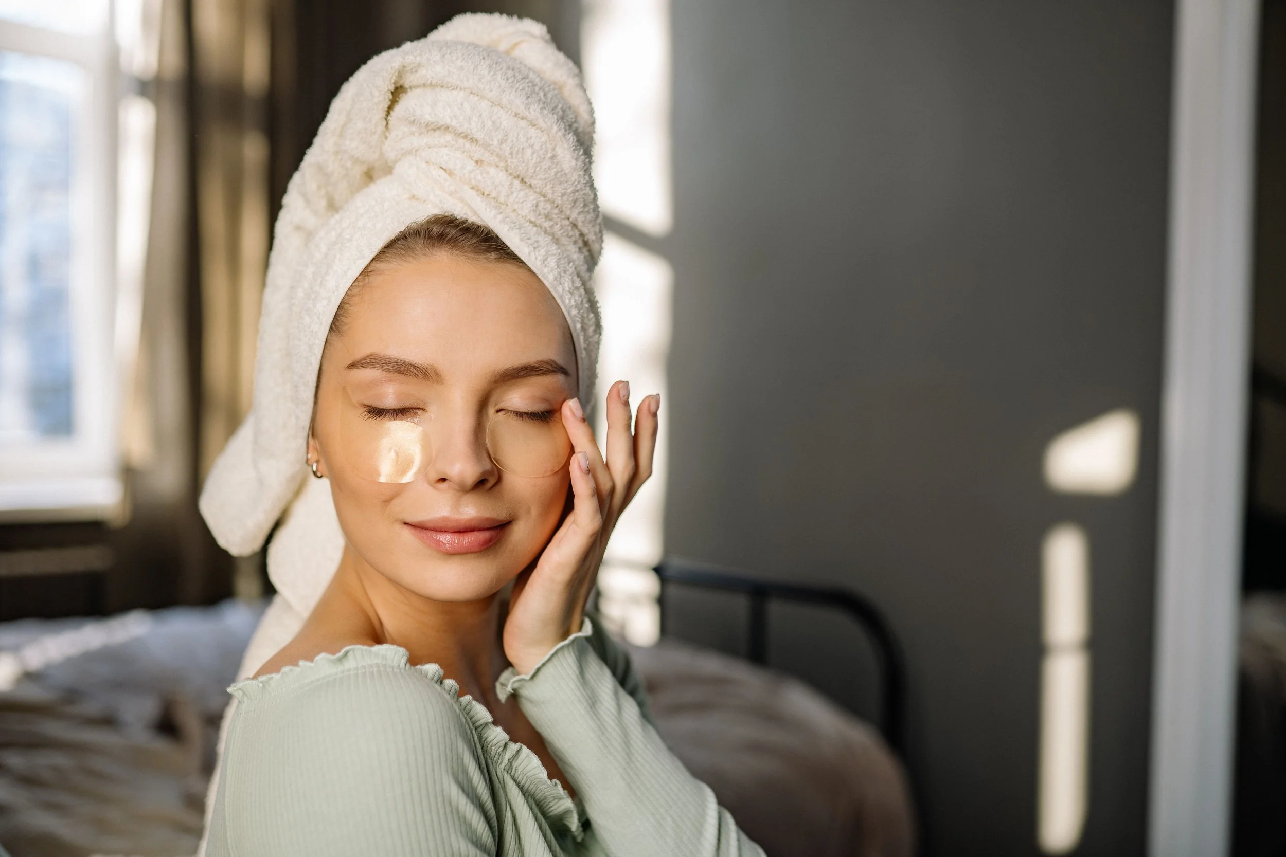 Tired of Looking Tired? Here’s How to Fix Your Under-Eye Bags Without Surgery