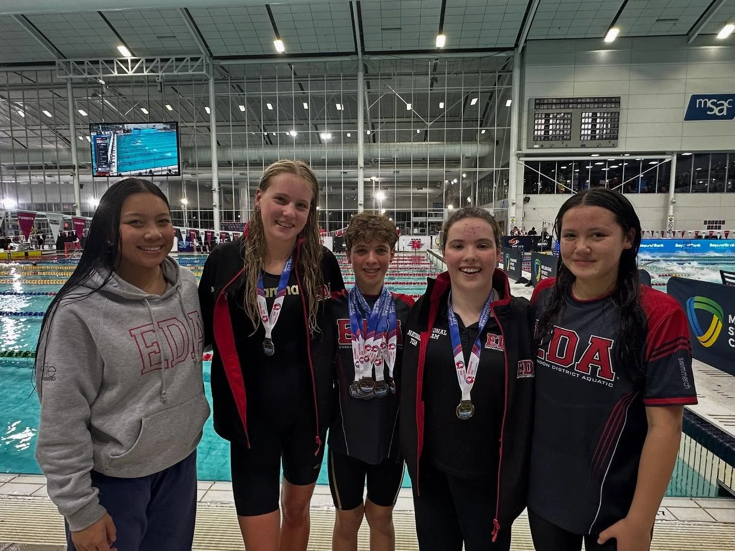 Victorian Age SC Championships
Day 3:
The final day of competition was action packed, with another morning of strong swimming and PB’s across the board. Overall, EDA finished with 13 medals from 31 finals and timed final appearances!
Congratula
