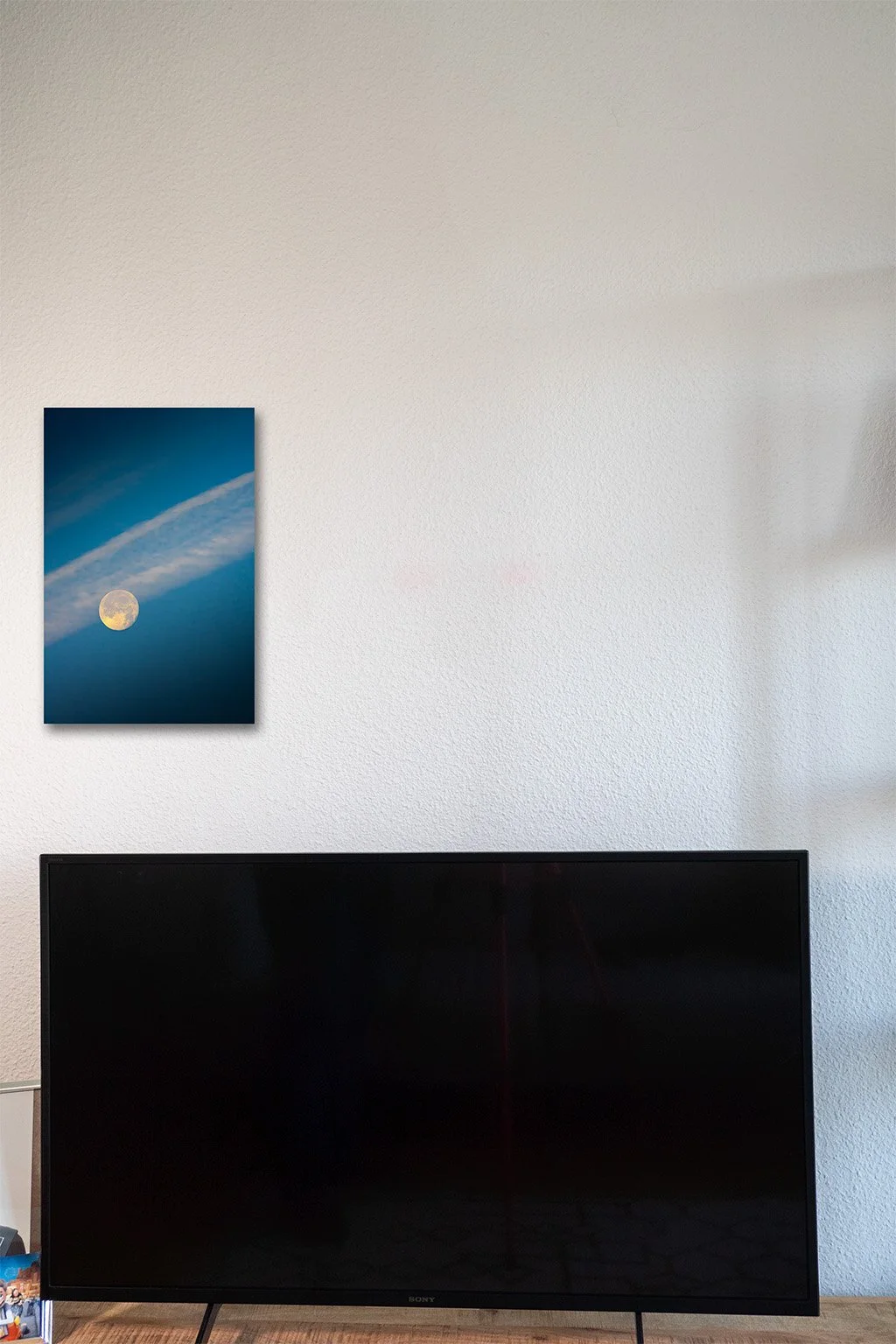 Veiled Moon MU02.jpg