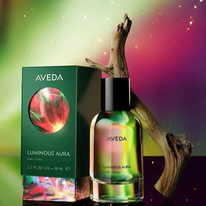 ✨ NEW: Luminous Aura Pure-Fume™ Spray ✨
A radiant, limited-edition scent crafted in harmony with nature and community 🌿
This fragrance is more than just beautiful — it’s meaningful.
Aveda has partnered with the Kutkabubba Aborigin