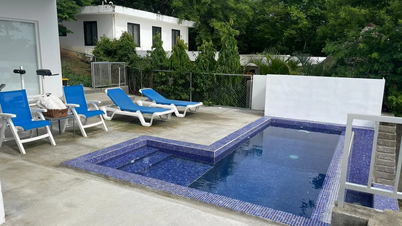 piscina 4.jpeg