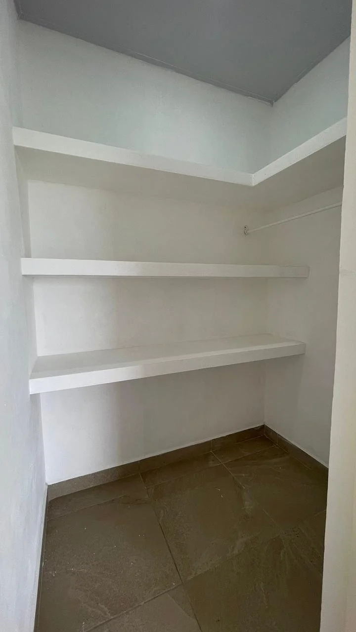 Closet.jpeg