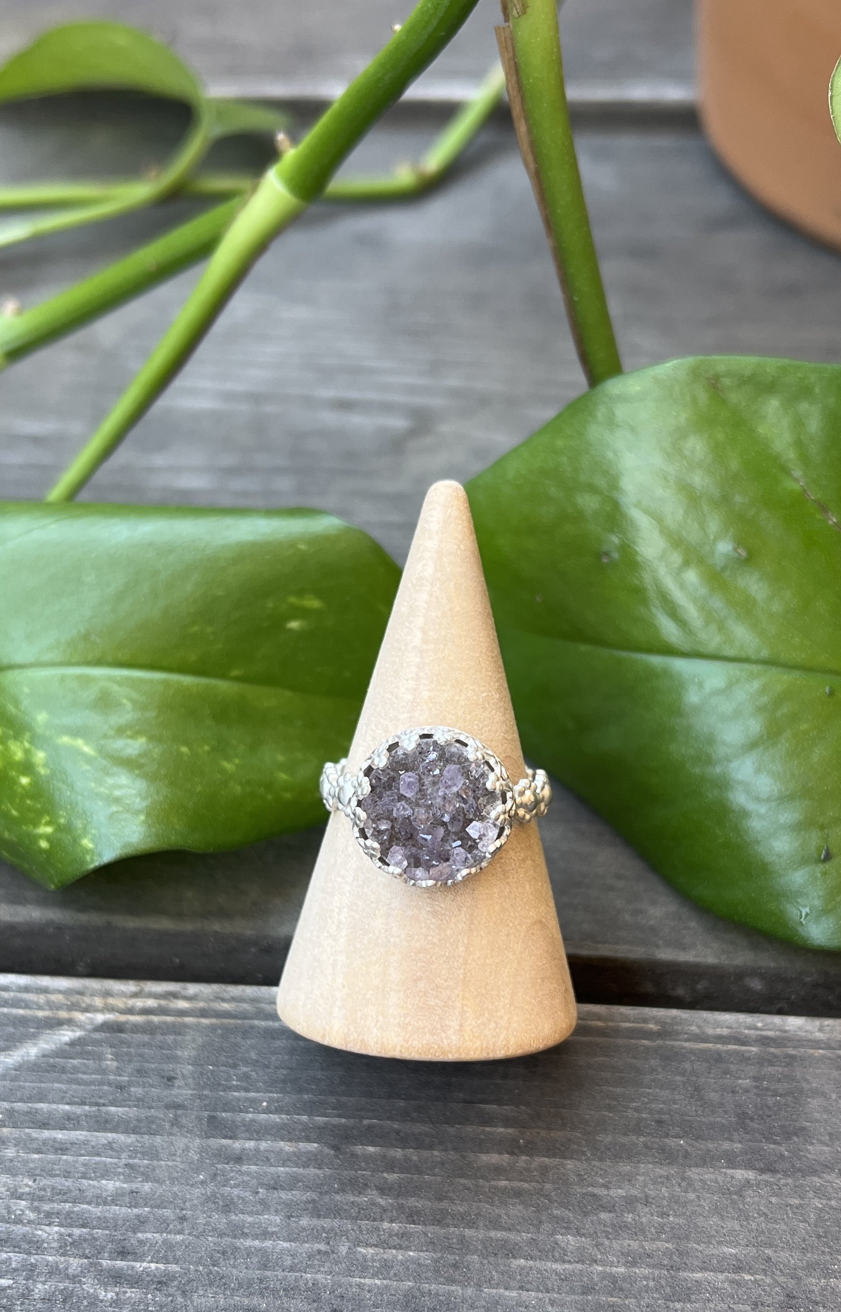 Natural Druzy sz 9