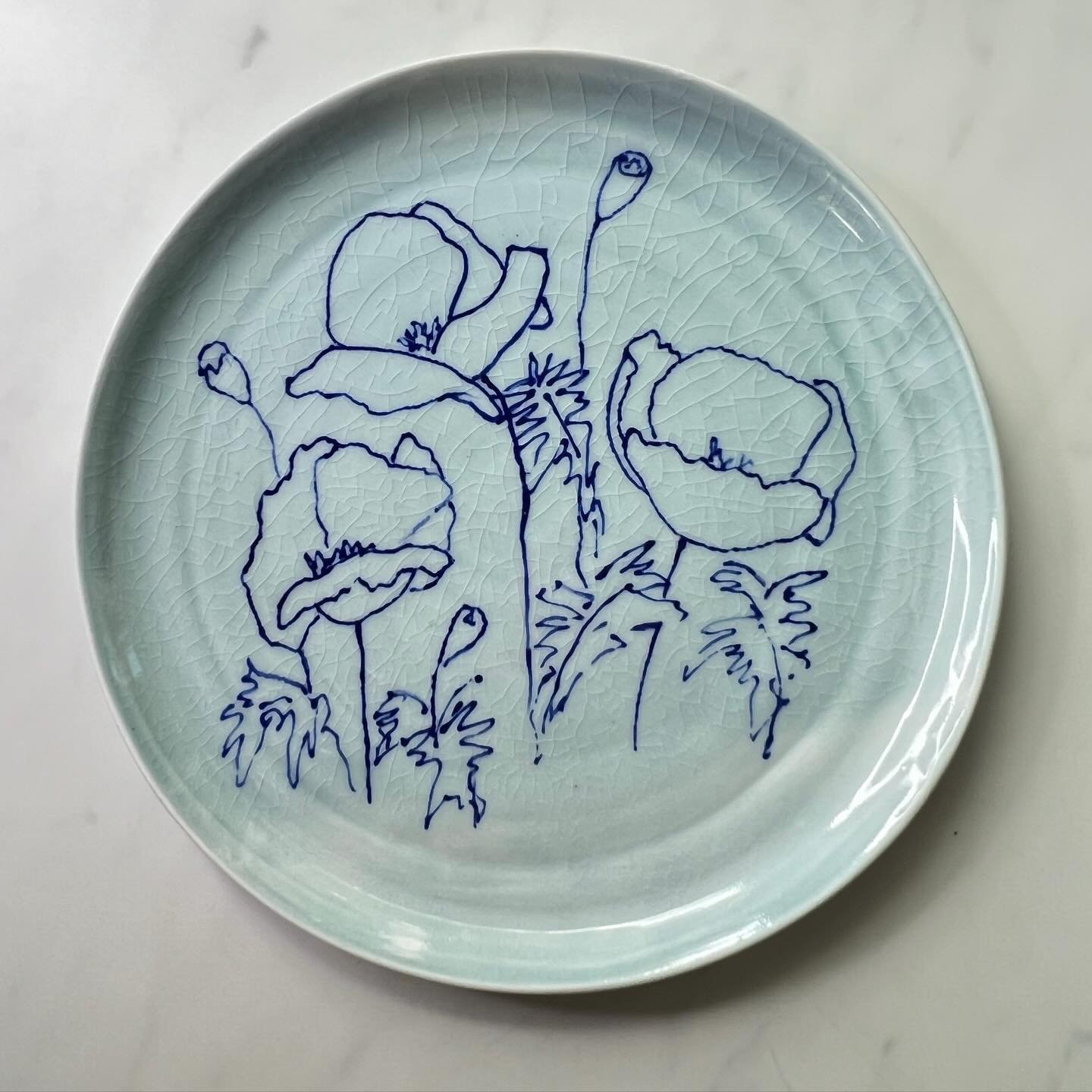 10&rdquo; porcelain plate with poppy illustration #ceramics #porcelain #plate #functionalart #glaze #poppy #poppies #flowers #drawing #art #artwork