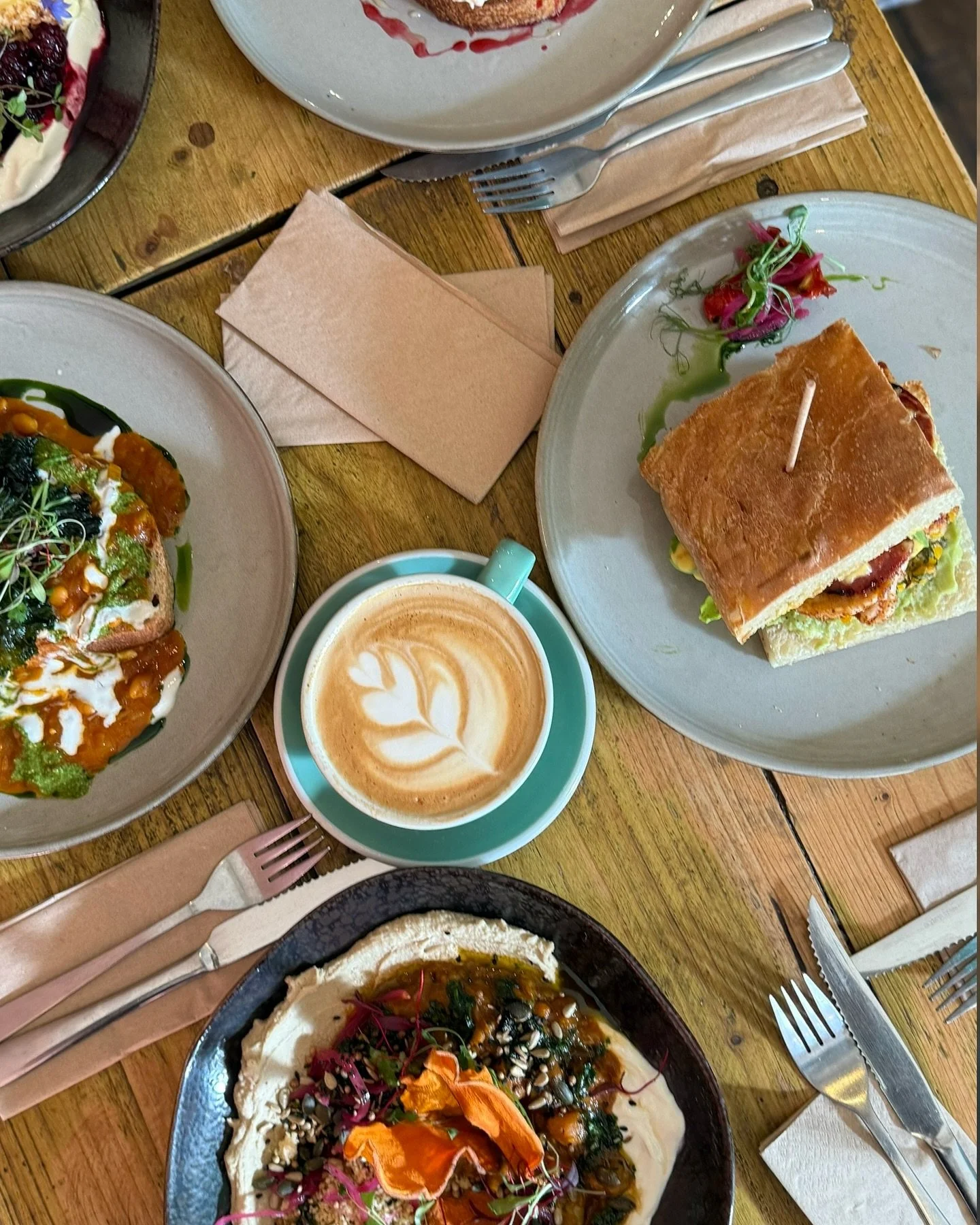 Autumn menu (part two) is in full swing. 
🌿 Masala beans on toast
🌿 Plums + goats cheese
🌿 Moroccan bowl (tagine, hummus and couscous)
🌿 Mushroom French Toast
To name a few…. 
What’s your favourite dish at the moment? 
I’m