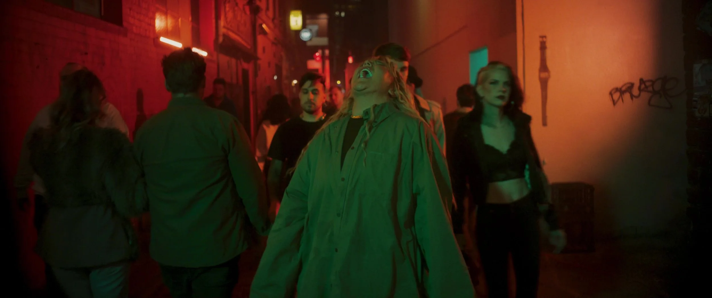 IM-FREE_TONES-&-I_4K-WEB-MASTER_v02 - frame at 2m36s.jpg