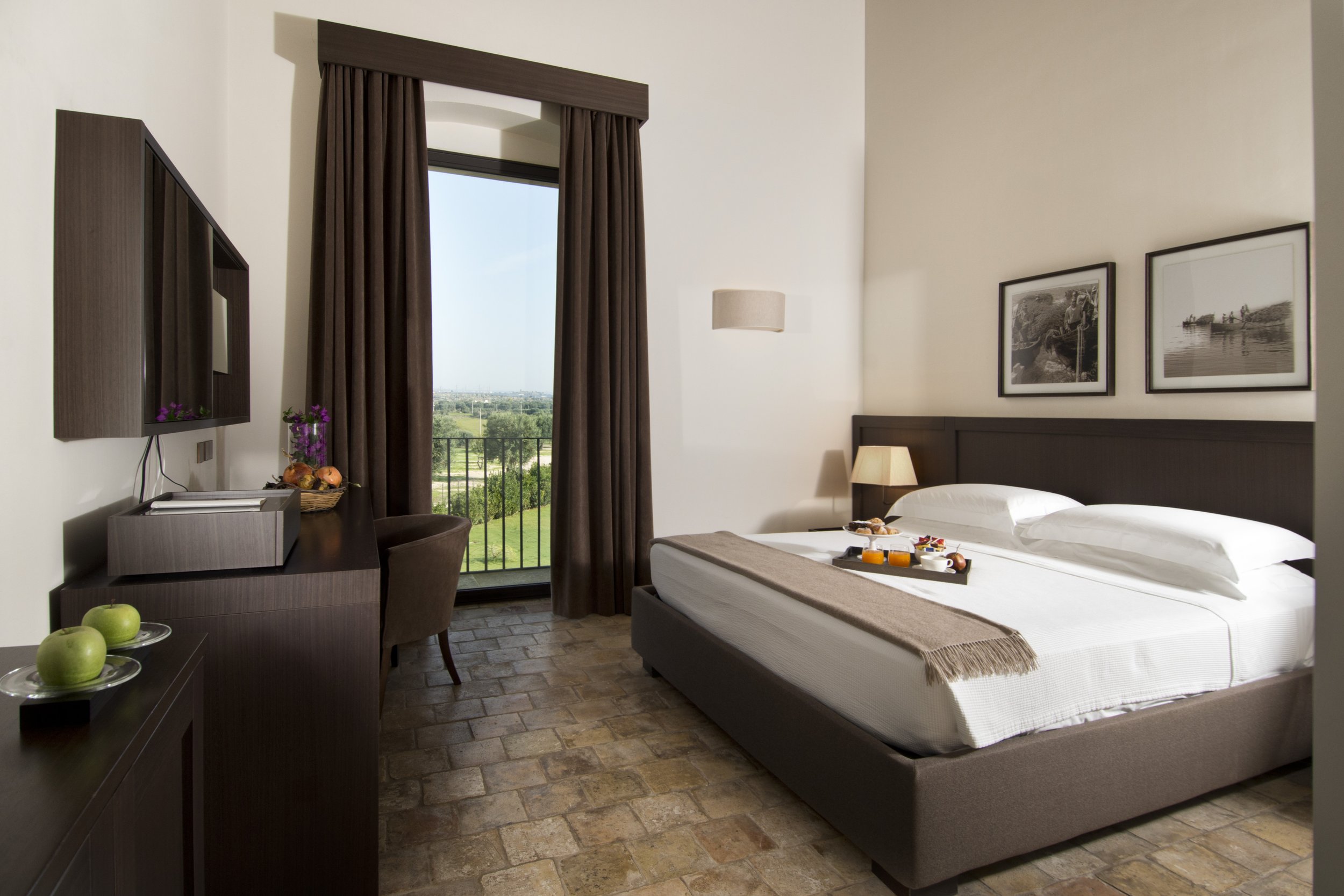 Deluxe Rooms (25 - 40 sqm)