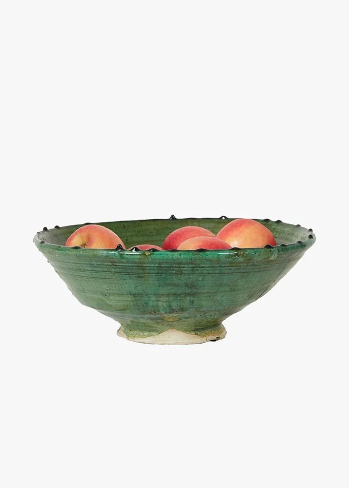 Large-fruit-bowl-portrait-1.