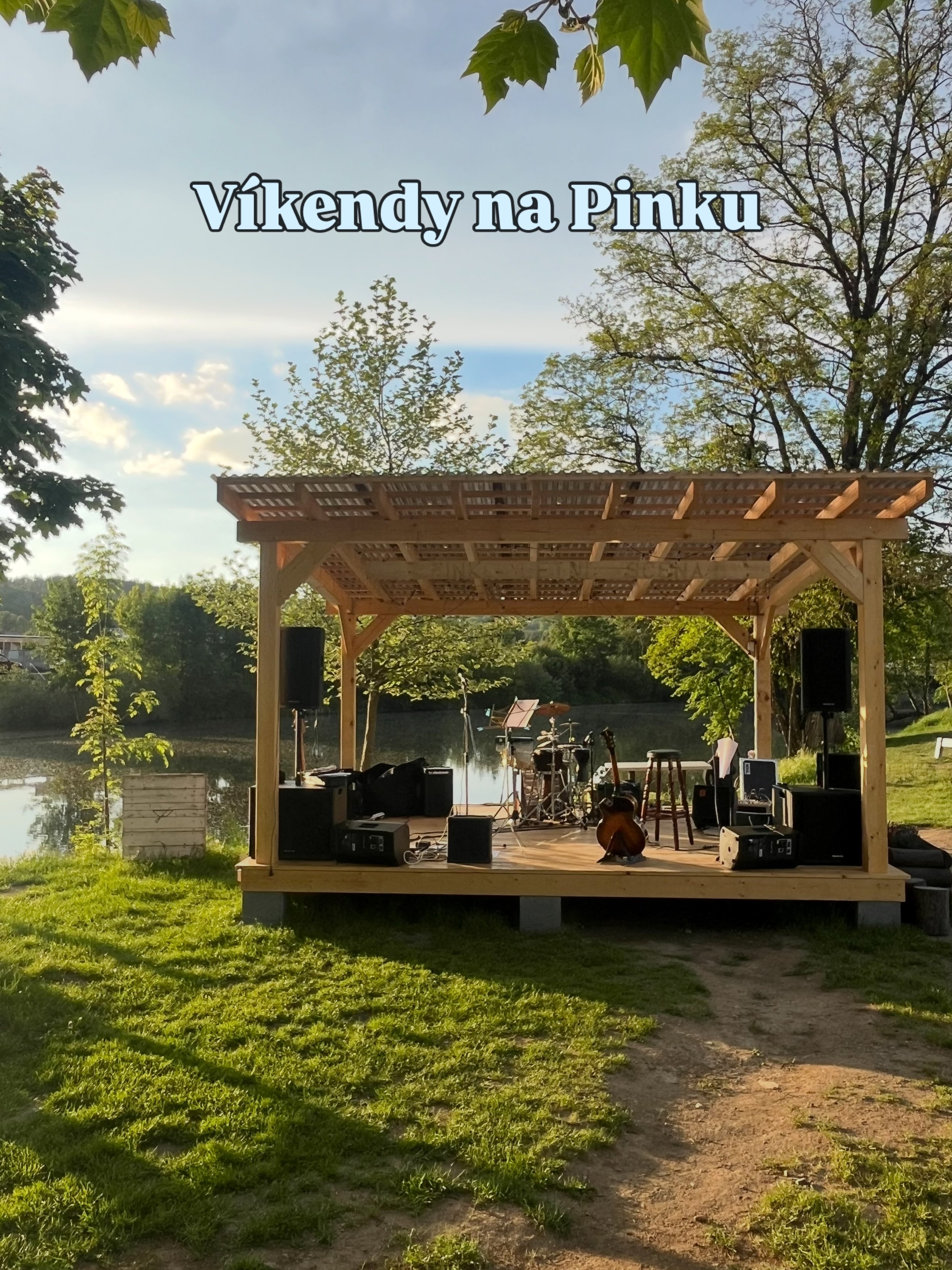 Děkujeme v&scaron;em, kteř&iacute; s n&aacute;mi o v&iacute;kendu chytali letn&iacute; vibes! Byli jste naprosto super. Ta energie, &uacute;směvy a zaplněn&yacute; parket 🩵
Pod&iacute;vejte se na videa/fotky, jak moc jsme si to společně užili. L&eac