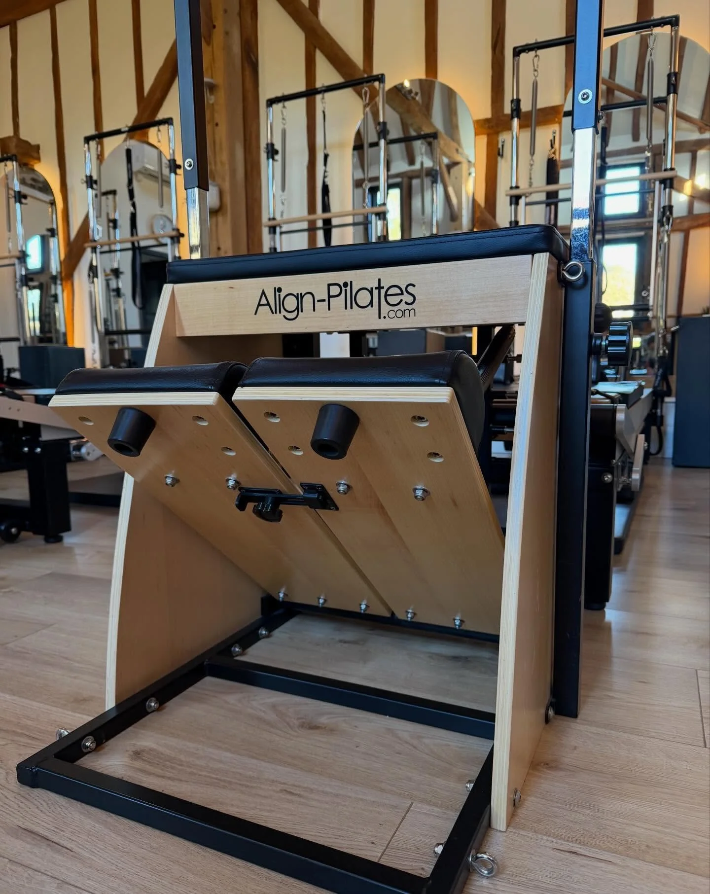 #wundachairwednesday ❤️ #formpilatesstudio