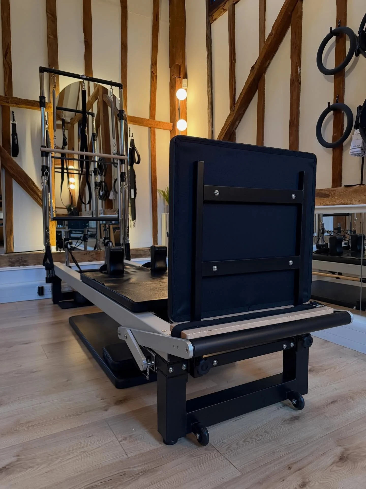 Have you tried out Jumpboard class yet? Fridays at 8:30. It&rsquo;s 50minutes of cardio led moves from the jumpboard! A great way to increase the heart rate and increase joint stability in the ankles and knees. 

#reformer #jumpboardpilates #reformer