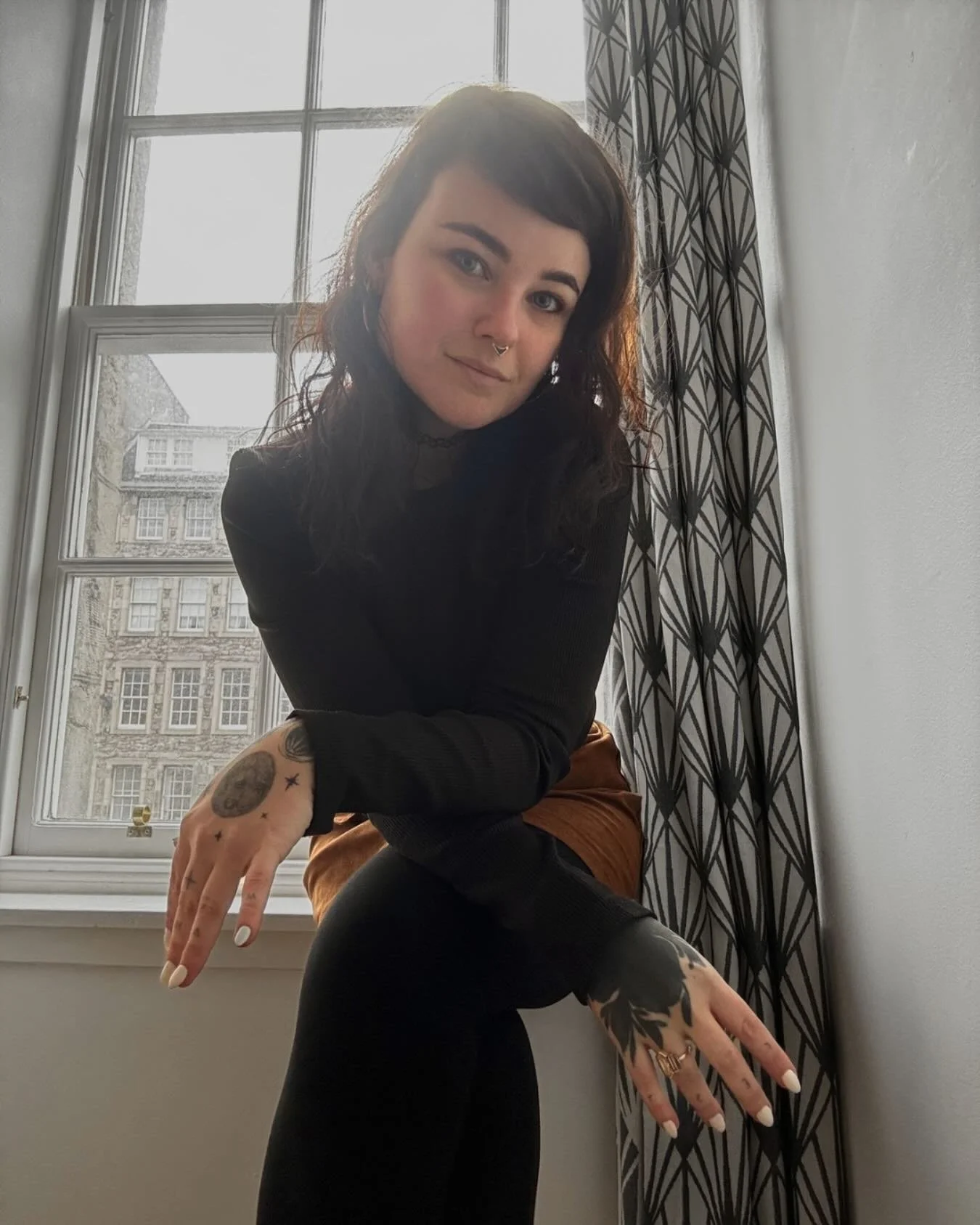 7 fun facts about me: 

1. I was born in Venezuela 🇻🇪 
2. I have 3 nationalities/citizenships and I&rsquo;m a resident of 4 countries. 
3. I graduated from @columbiachi with my illustration BFA in 2017.
4. Over the past couple of years I have been 