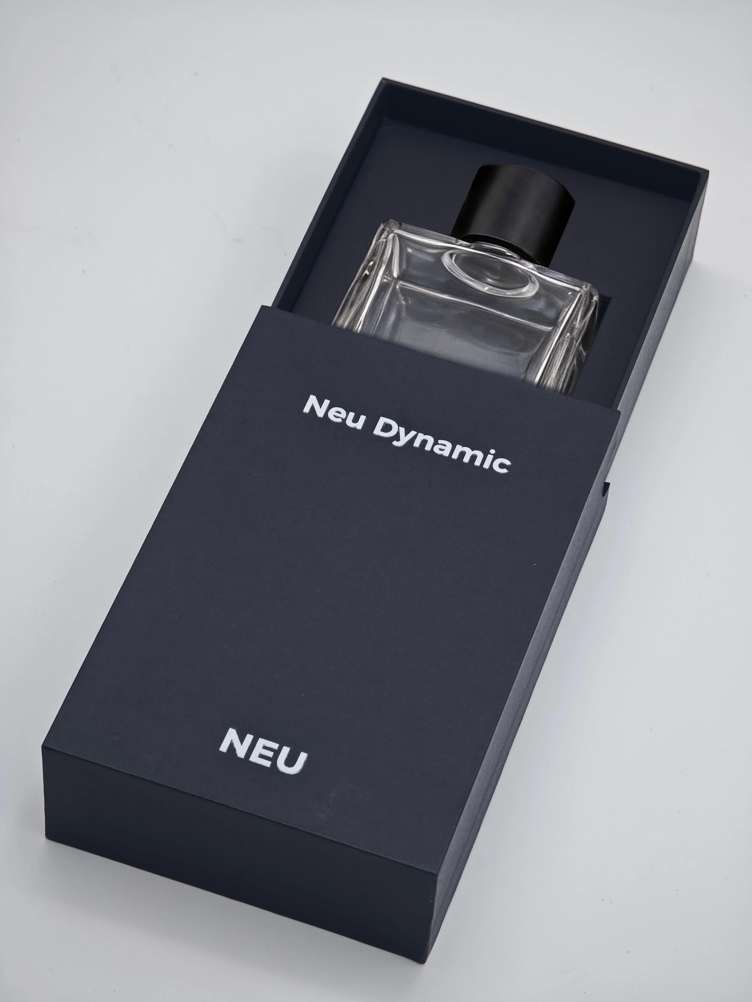 custom-insert-fragrance-packaging.jpg