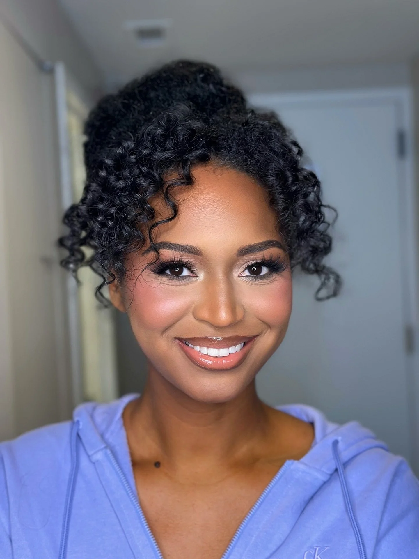 Interview glam 🤍

Click the link in bio to book! 

#makeup #makeupartist #glam #softglam #nashville #nashvillemua #mua #nashvillemakeup #nashvillemakeupartist #bridalmakeup #bridalmakeupartist #prommakeup #hocomakeup #homecomingmakeup #pageantmakeup