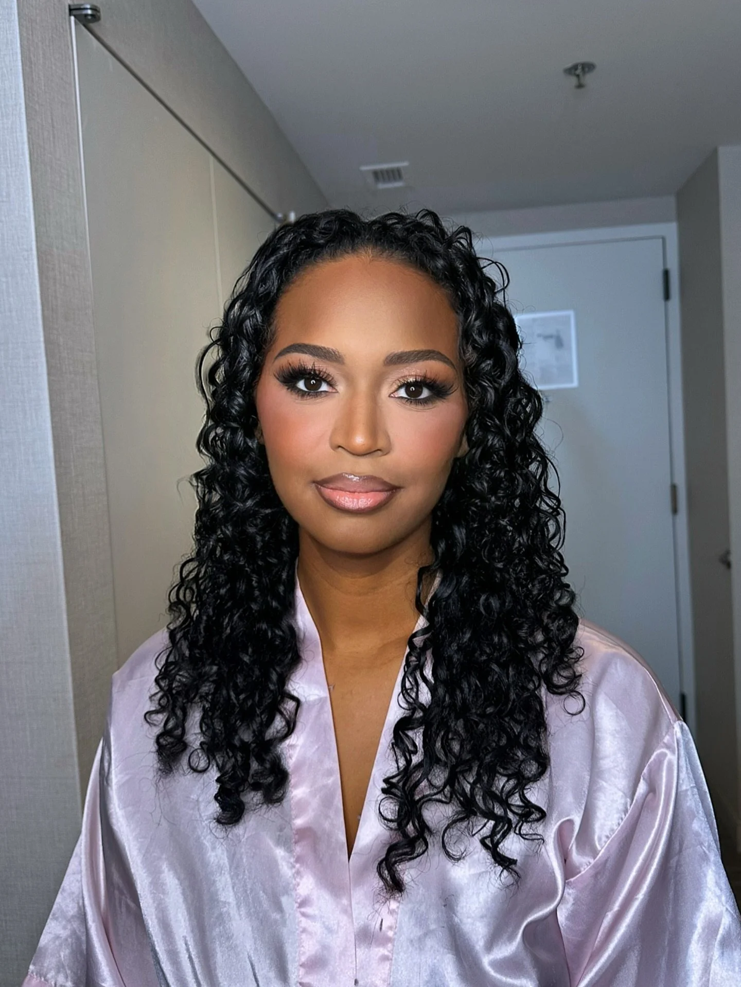 I love this glam 🖤

Click the link in bio to book! 

#makeup #makeupartist #glam #softglam #nashville #nashvillemua #mua #nashvillemakeup #nashvillemakeupartist #bridalmakeup #bridalmakeupartist #prommakeup #hocomakeup #homecomingmakeup #pageantmake