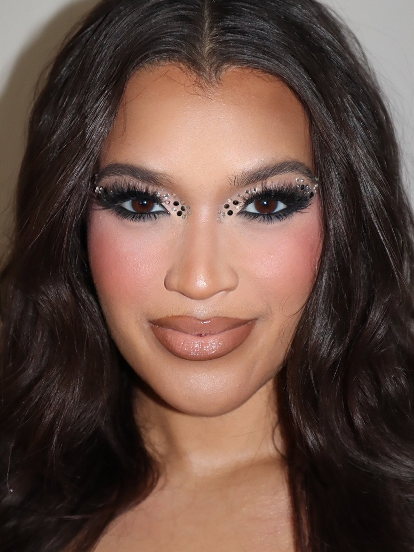 @sophiasinot inspired makeup but makeup it pageant glam 🖤

Click the link in bio to book!

Rhode Island makeup artist | Boston makeup artist | Providence makeup artist | Rhode Island bridal makeup | Boston bridal makeup | Rhode Island wedding makeup