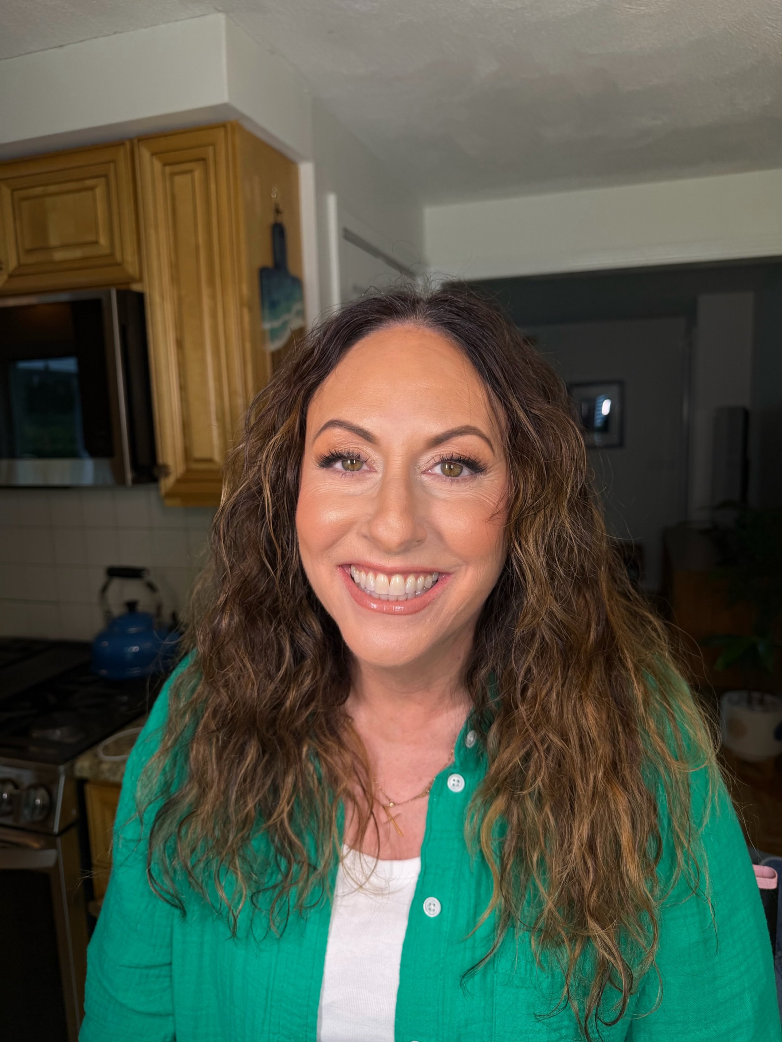 Makeup on my beautiful mom 🤍

Foundation: @narsissist 
Concealer: @toofaced 
Contour: @lysbeautyofficial 
Blush: @rarebeauty 
Setting Powder: @hudabeauty 
Lip liner: @charlottetilbury 
Lashes: @ardellbeauty 
Brows: @theladycodeshop 
Brow gel: @got2b