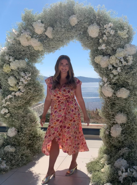 Marriage Celebrant at an intimate beach wedding
