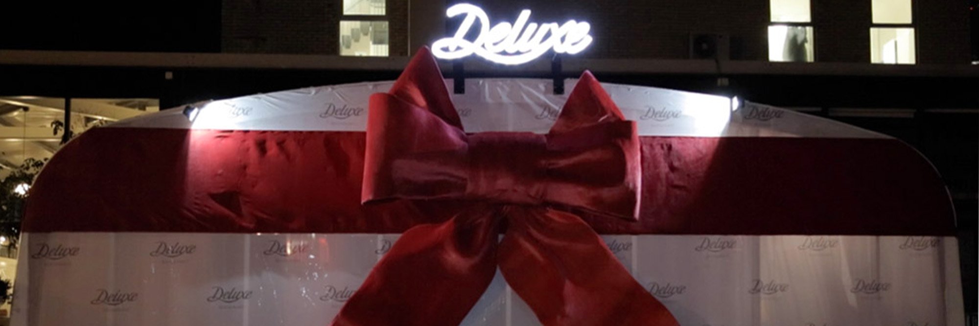 1000x333_0003_Deluxe Bow Website.jpg
