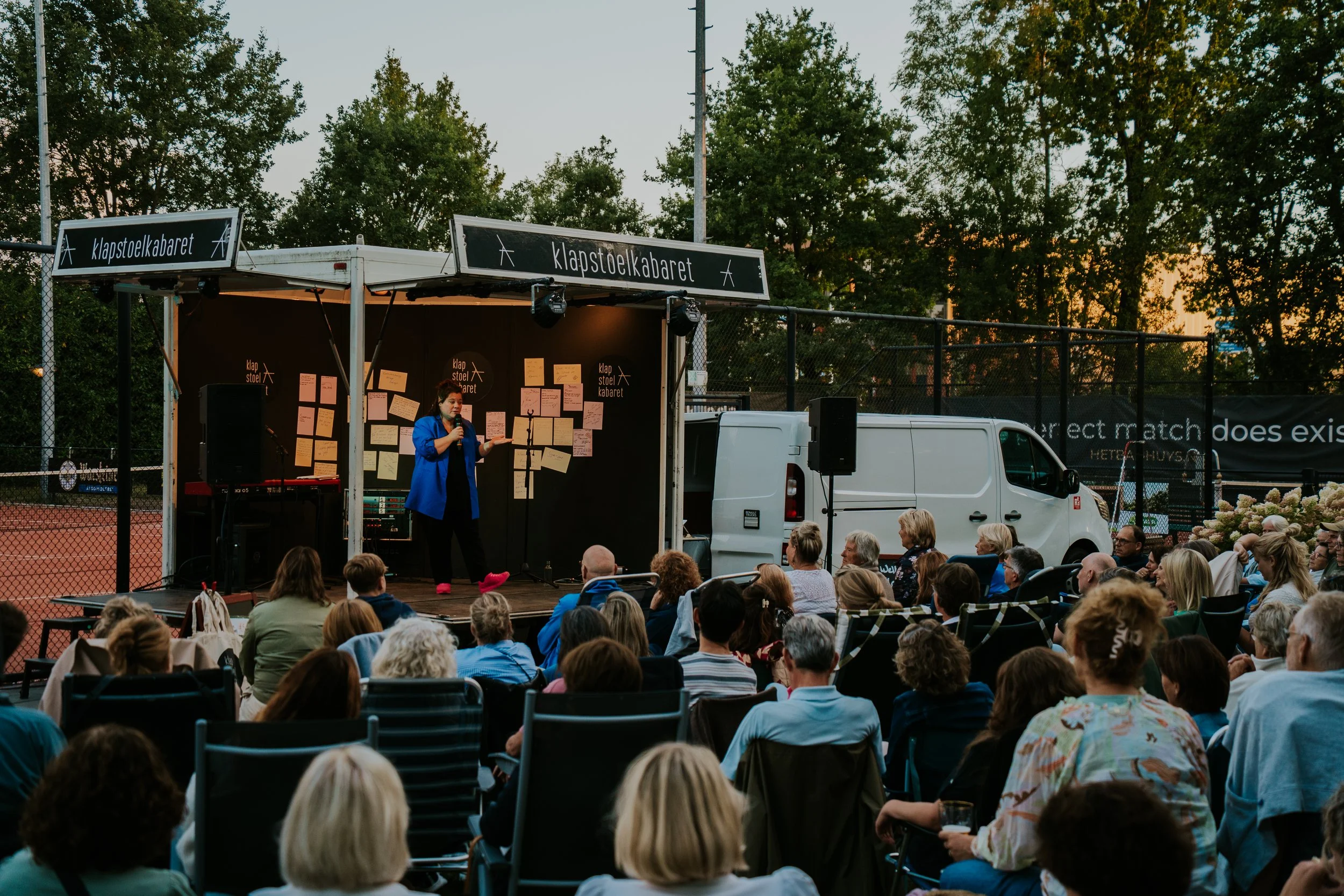 KlapstoelCabaret_Tennispark_Princehage_Chassé_JoostvanderVelden_2025-68.JPG