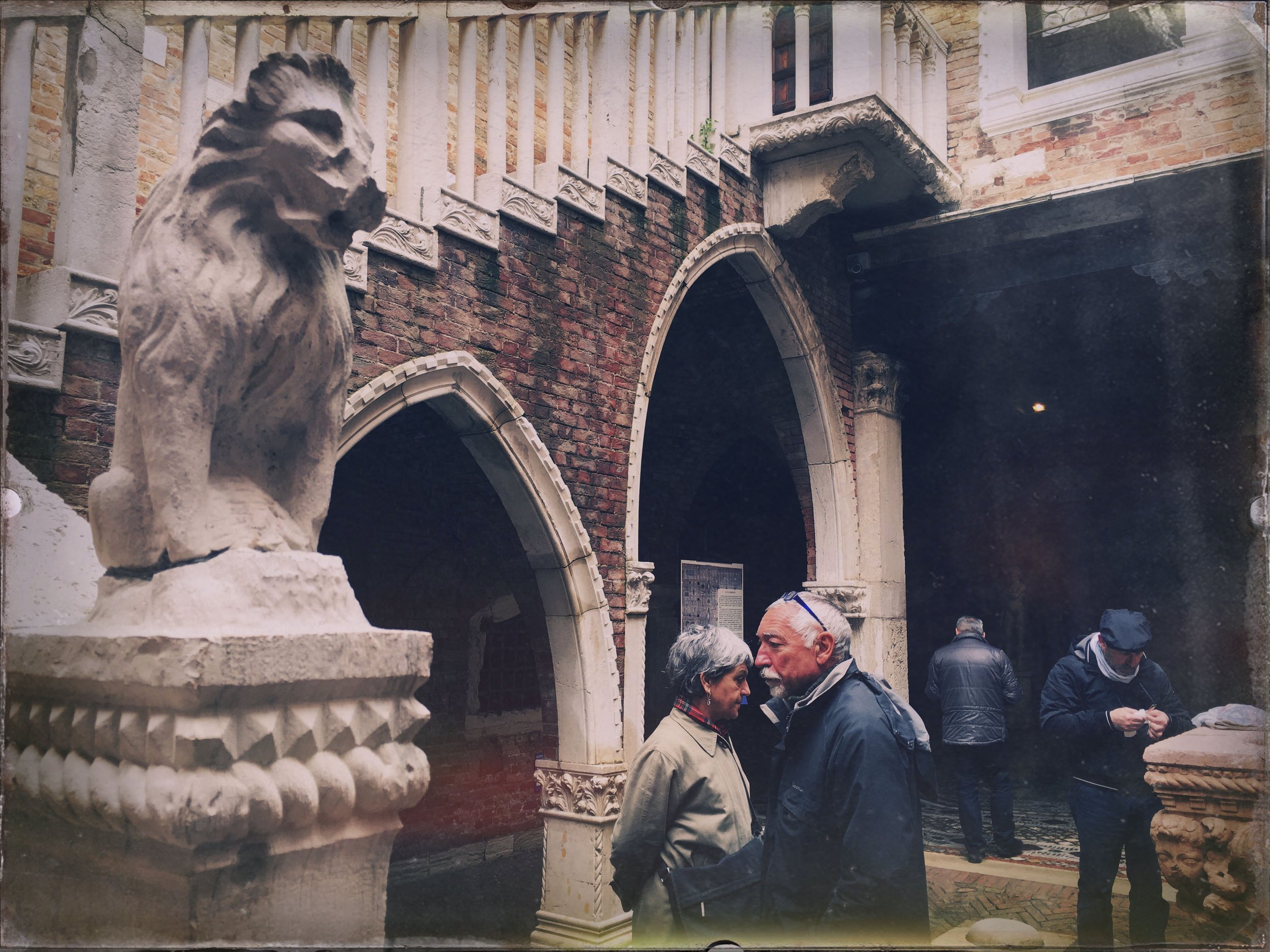 Venice Stroll-14.jpg