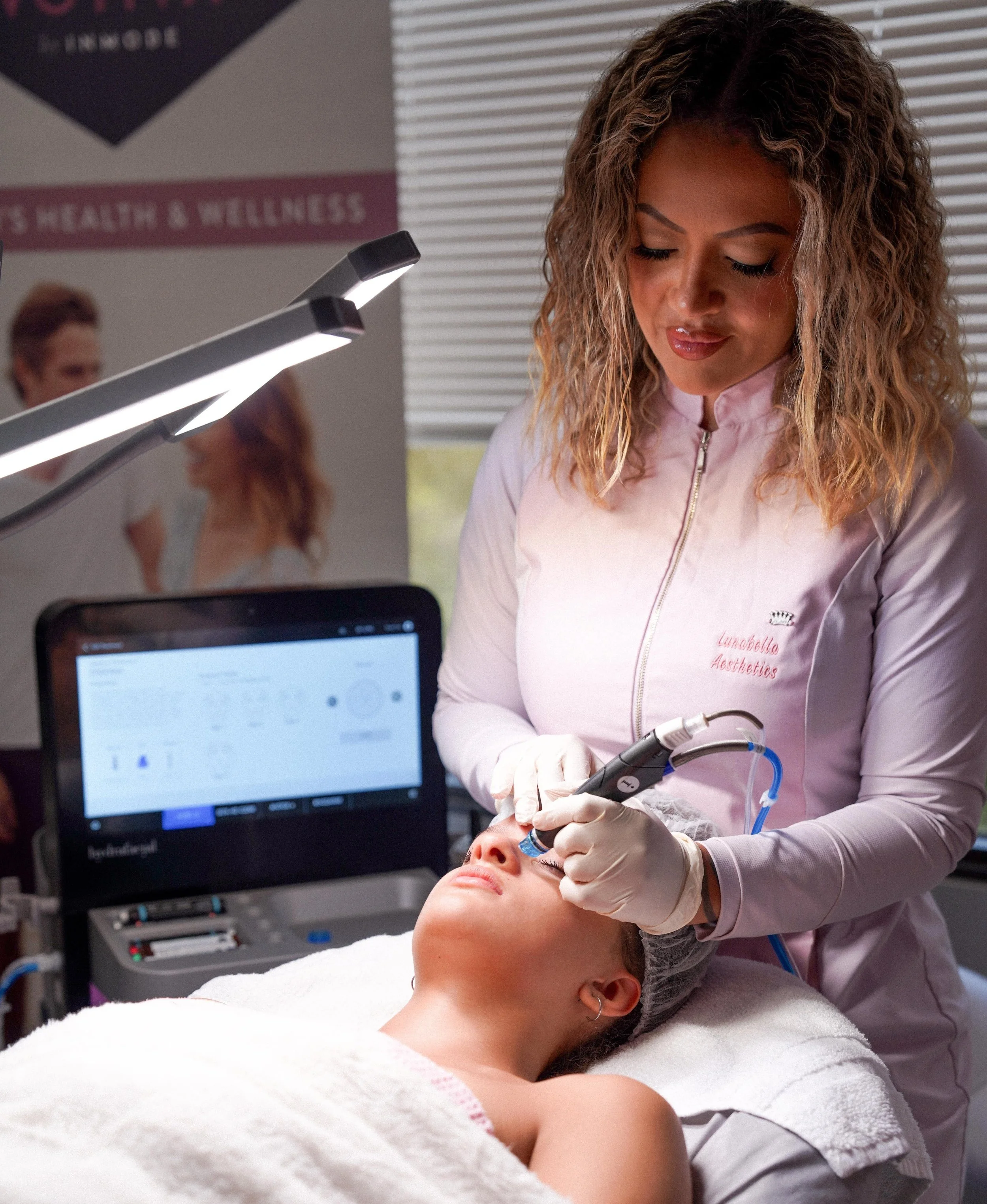 esthetician, Lunabella, facials tampa