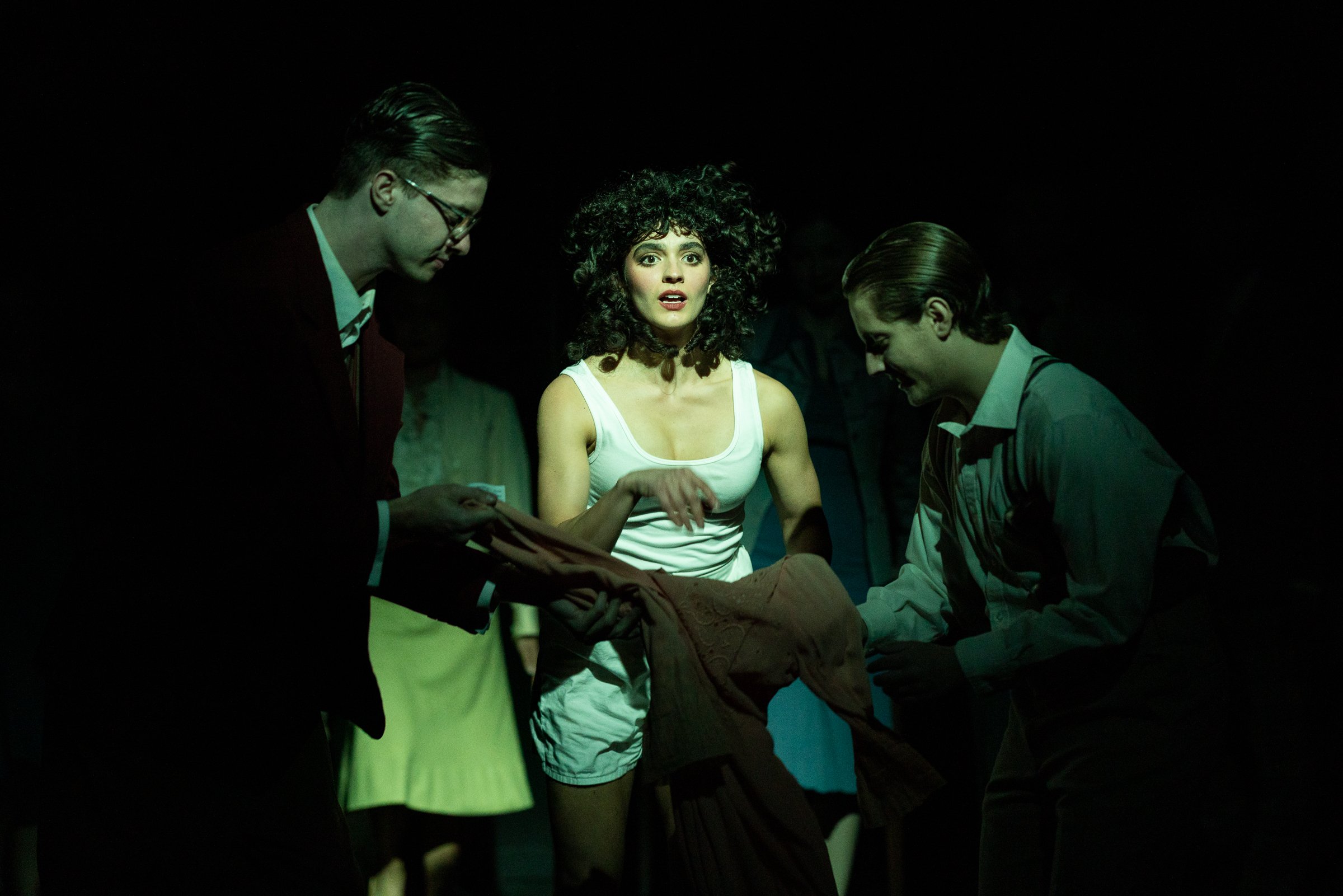 Ellen Nikbakht Machinal