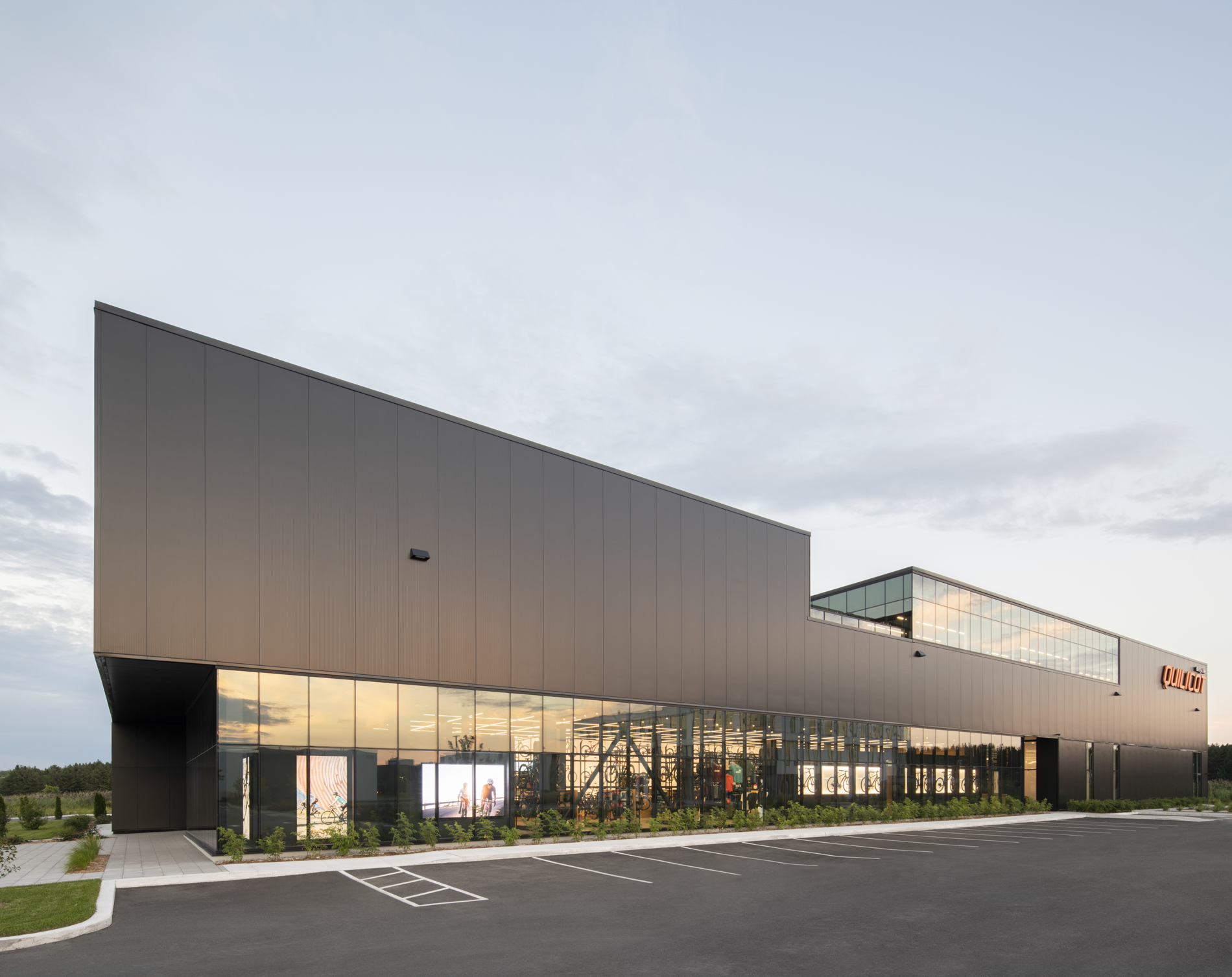 Quilicot Distribution Center