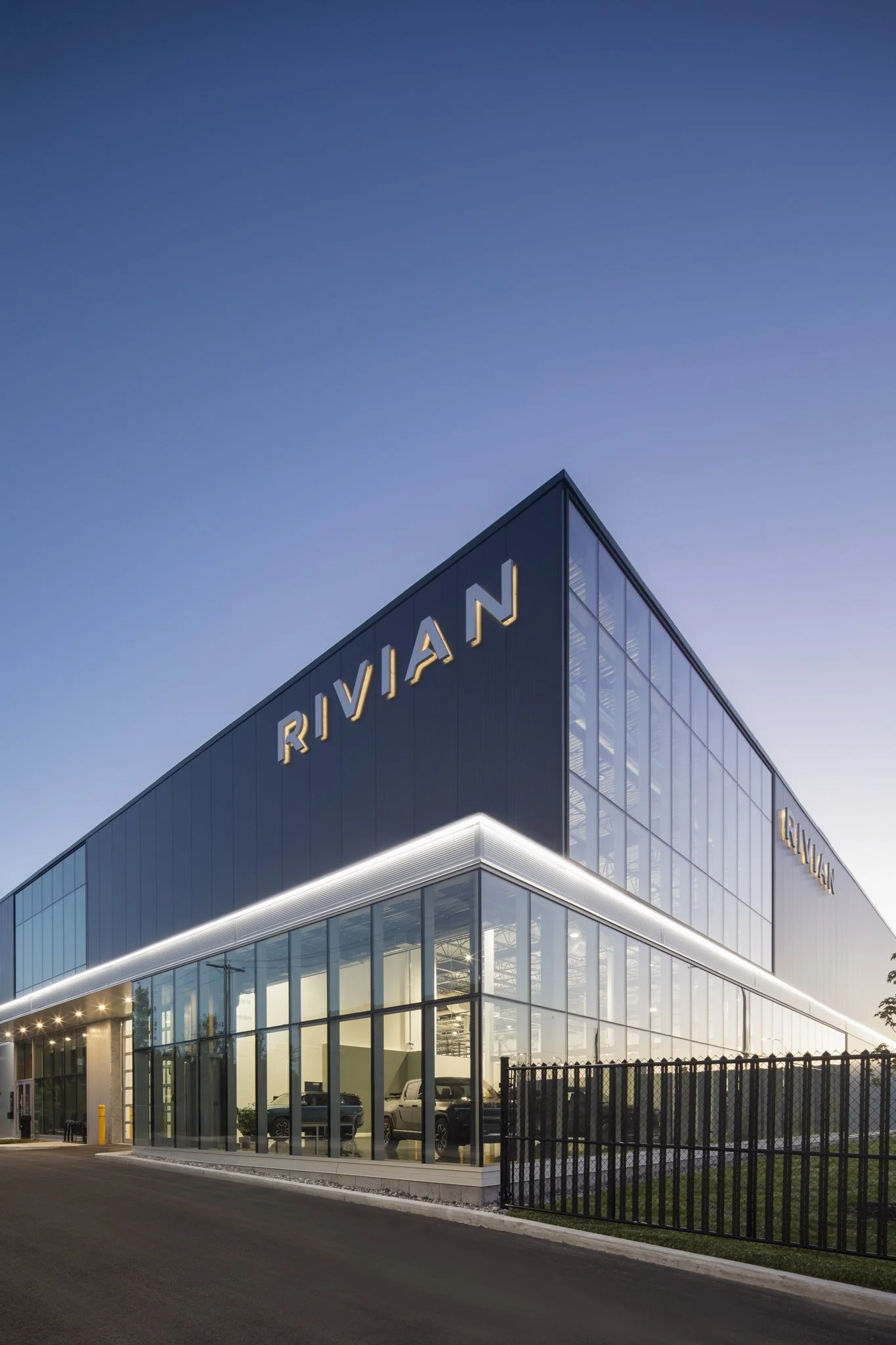JPEG-LR-RIVIAN-9.jpg
