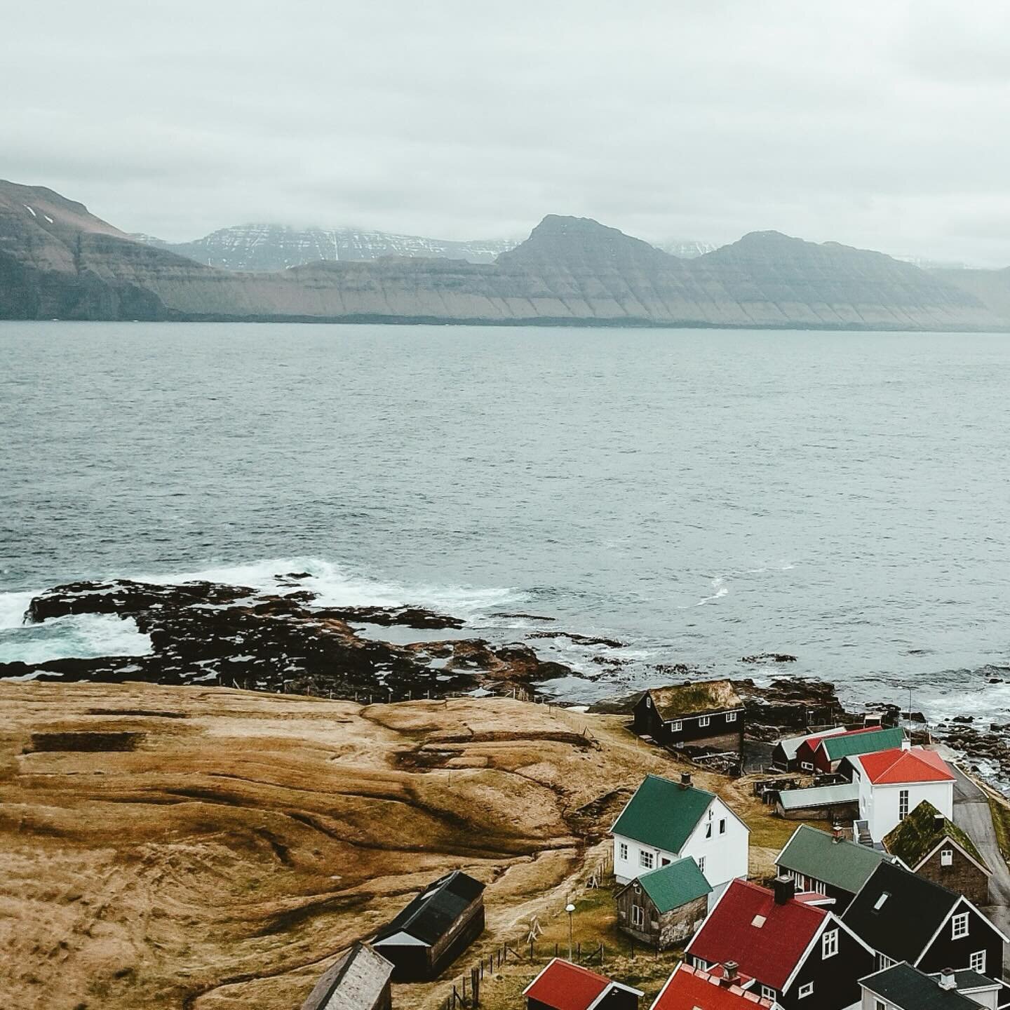 Nature is calling&hellip; join us in the Faroe Islands later this year 🇫🇴

What&rsquo;s Included?
-6 nights at a 4-star hotel
-3 nourishing meals per day
-Daily yoga + meditation
-Guided hiking
-Heimabl&iacute;dni (dining in Faroese&nbsp;householde