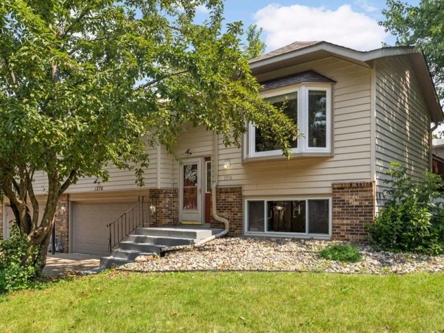 SOLD-1376 Lakeside Circle, Eagan