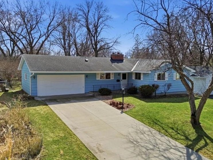 SOLD-8409 32nd Place N, Crystal
