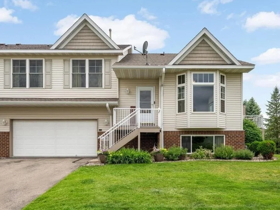 SOLD-20683 Hampshire Way, Lakeville