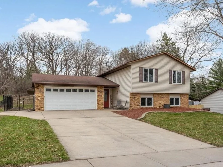 SOLD-8175 137th Street West, Apple Valley