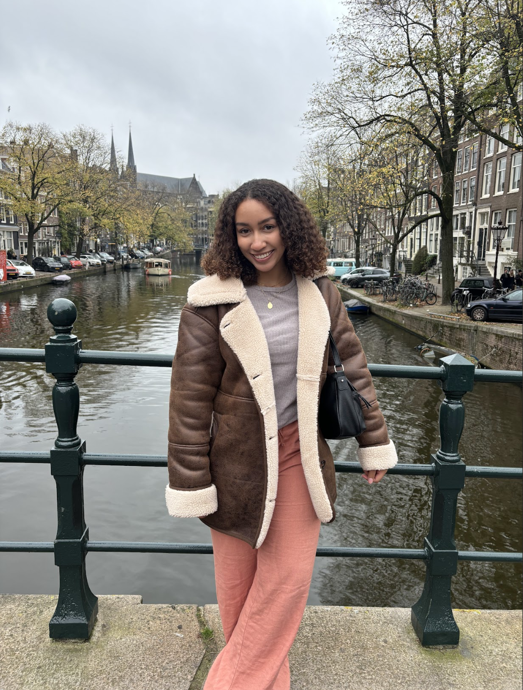 What to Expect in Your First Week Abroad