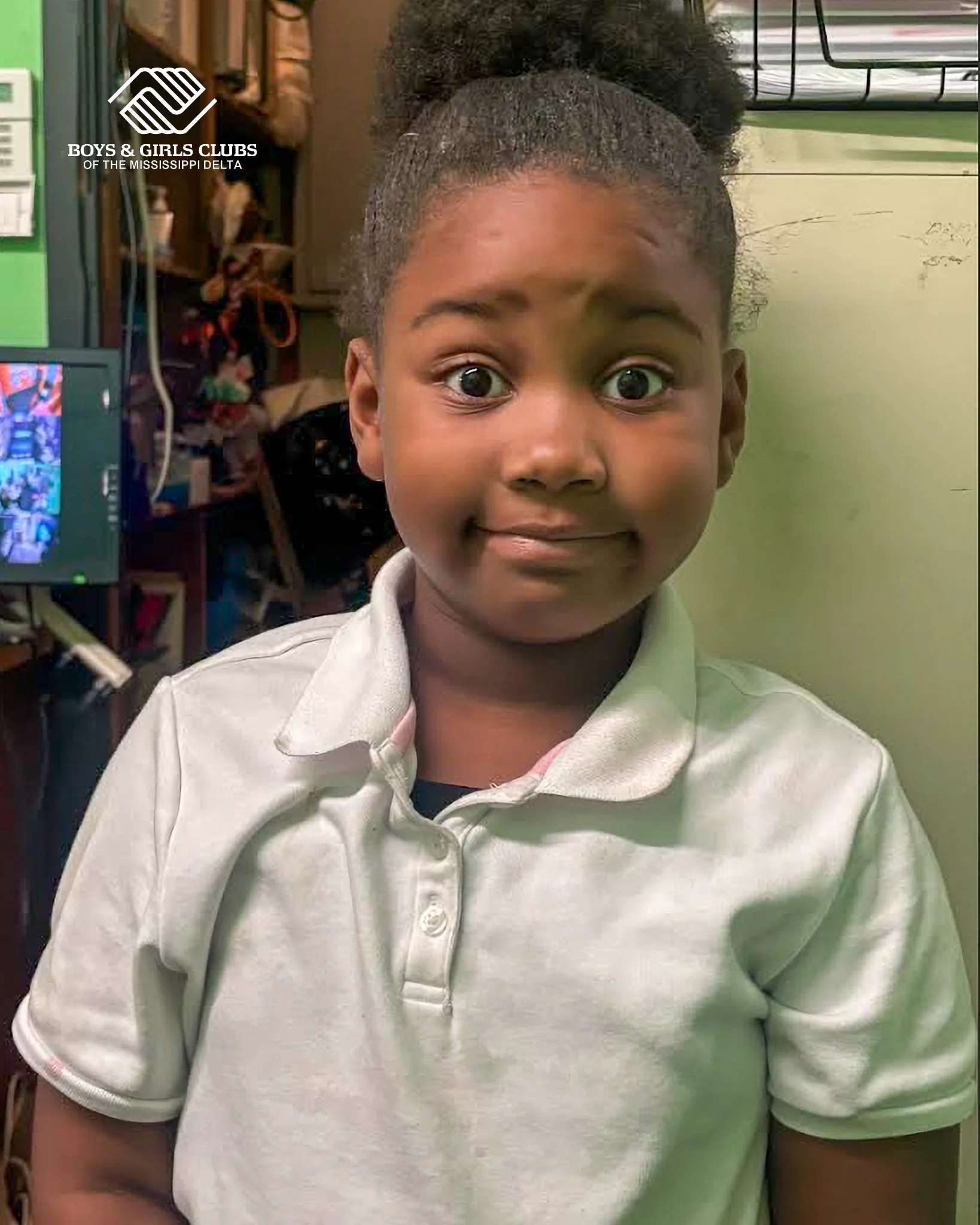 Congratulations to Rhylei, our Greenwood Member of the Month! We're so proud of your reading progress! 📚