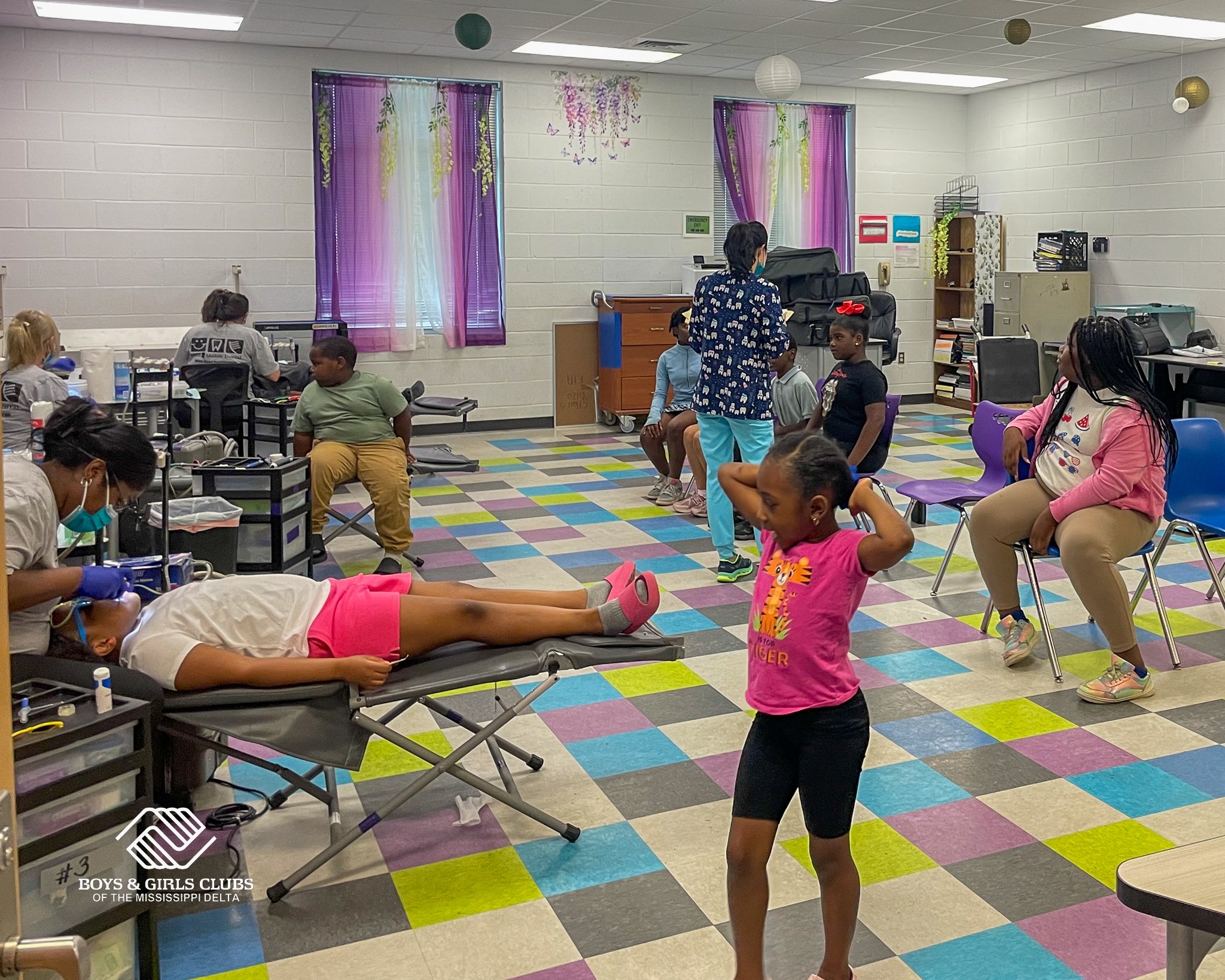 Big smiles, bright futures! 😁🦷

We loved hosting the Hoover Dental Clinic from Biloxi last week at our Lexington Club. From cleanings to teaching proper oral hygiene, they helped our members build healthy habits that will last a lifetime. We are so