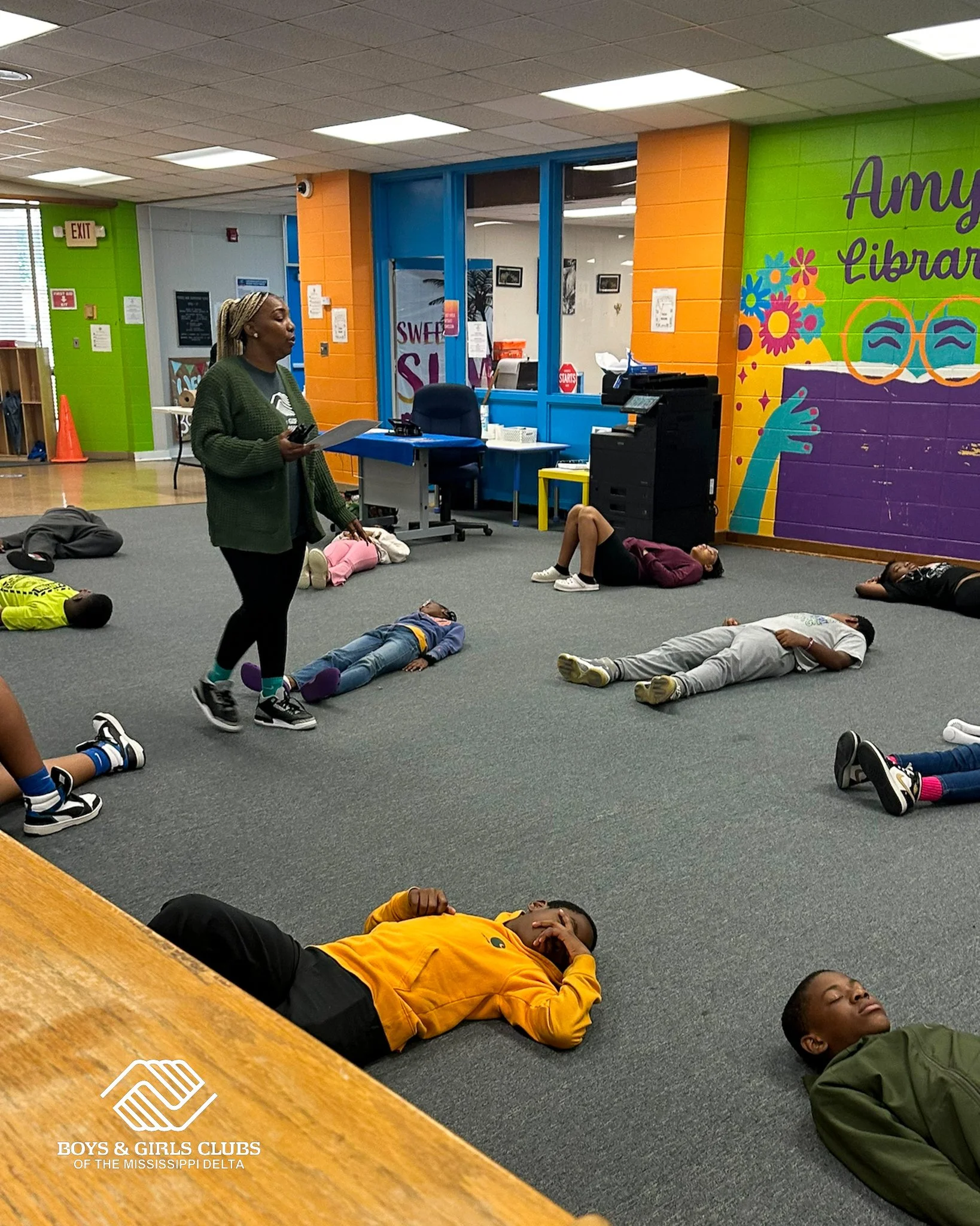 🧘&zwj;♀️ Pause. Breathe. Grow.

Our 11- and 12-year-old members learned mindfulness and self-regulation skills this week with Unit Director Melanie Perry-Robinson. Building emotional wellness is just as important as academic success! 💙

What helps 