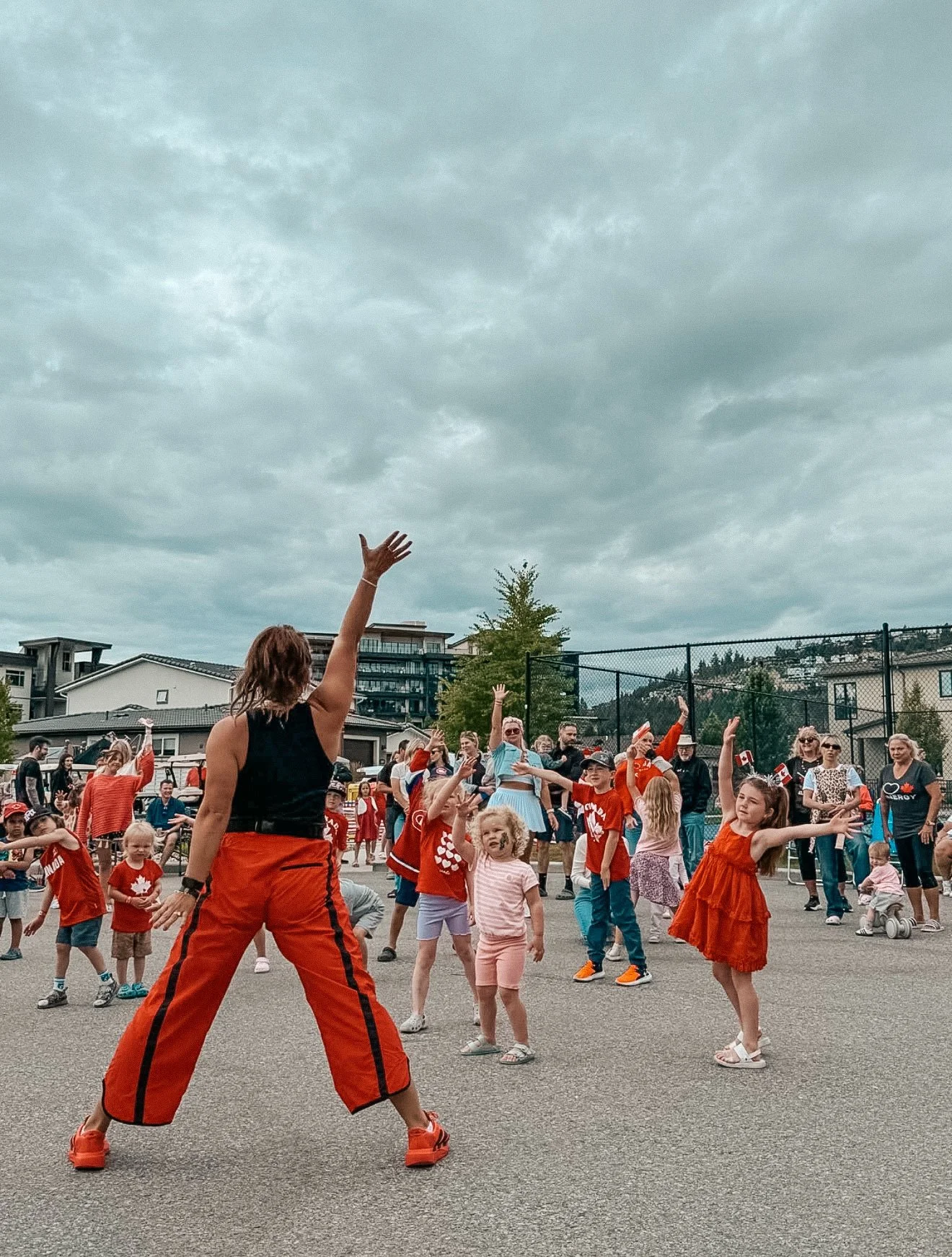 dance events, community dance fitness, entertainment for kids and adults, play movement