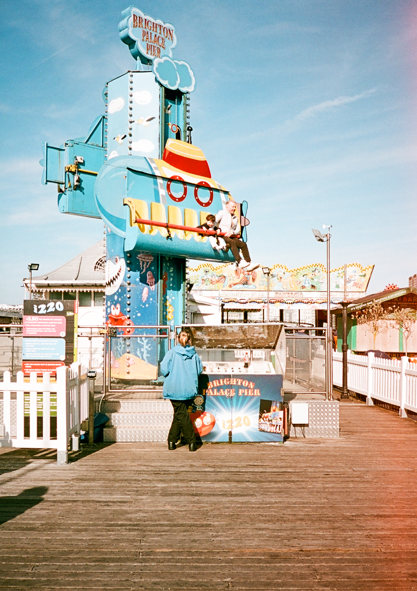 Pentax 17 - Drangon Film NO.CI 100