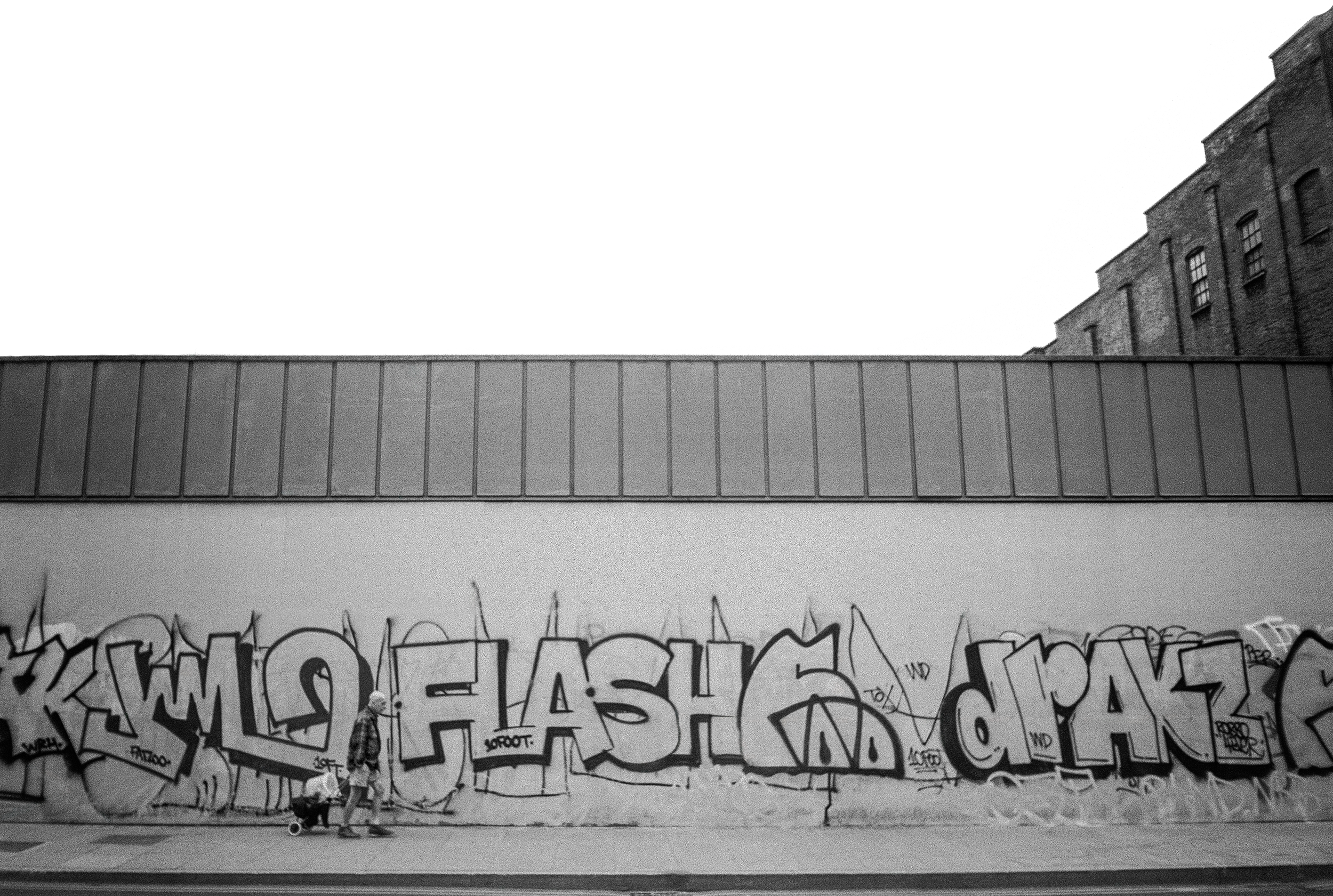 Olympus trip 300 - ilford xp2 super 400