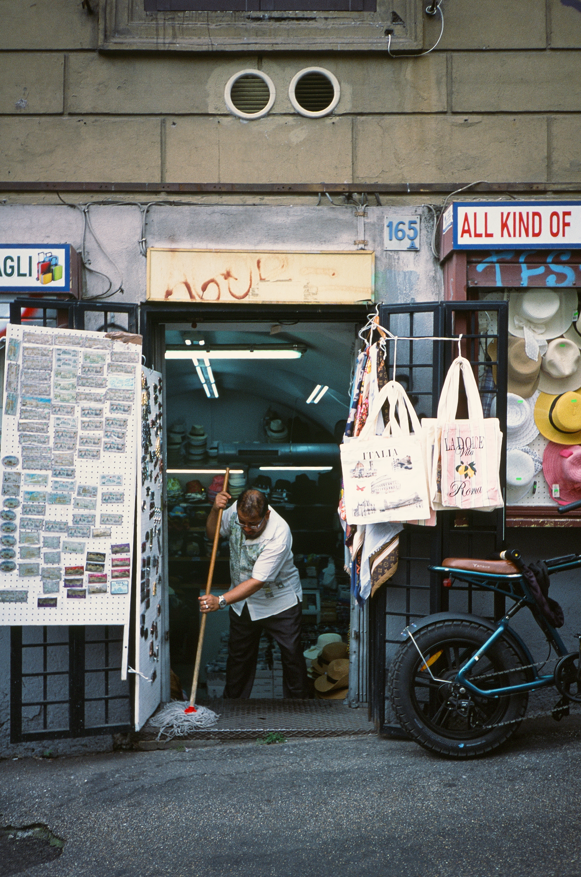 Olympus Trip AF Mini - Fujifilm provia 100 F